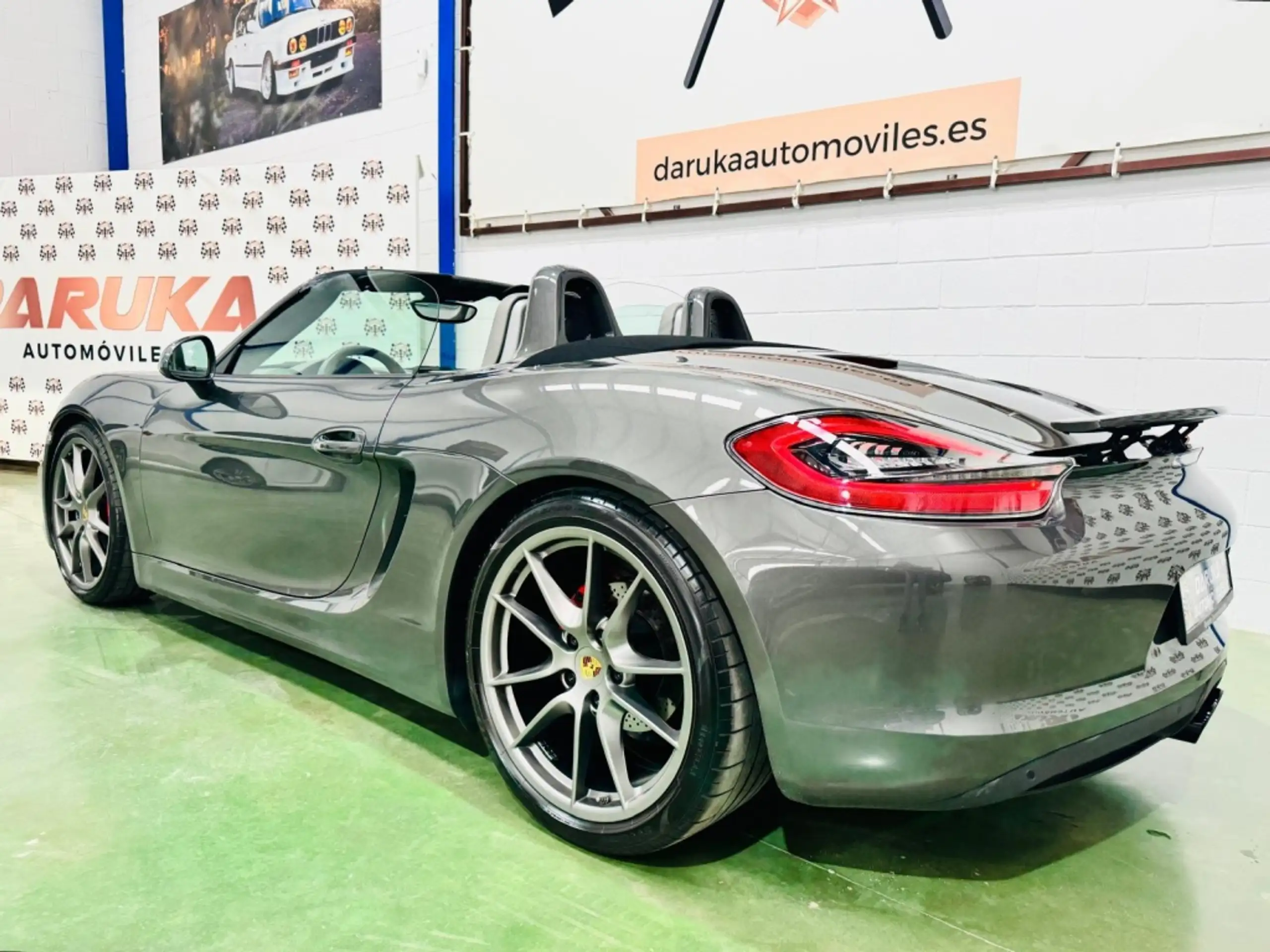 Porsche - Boxster