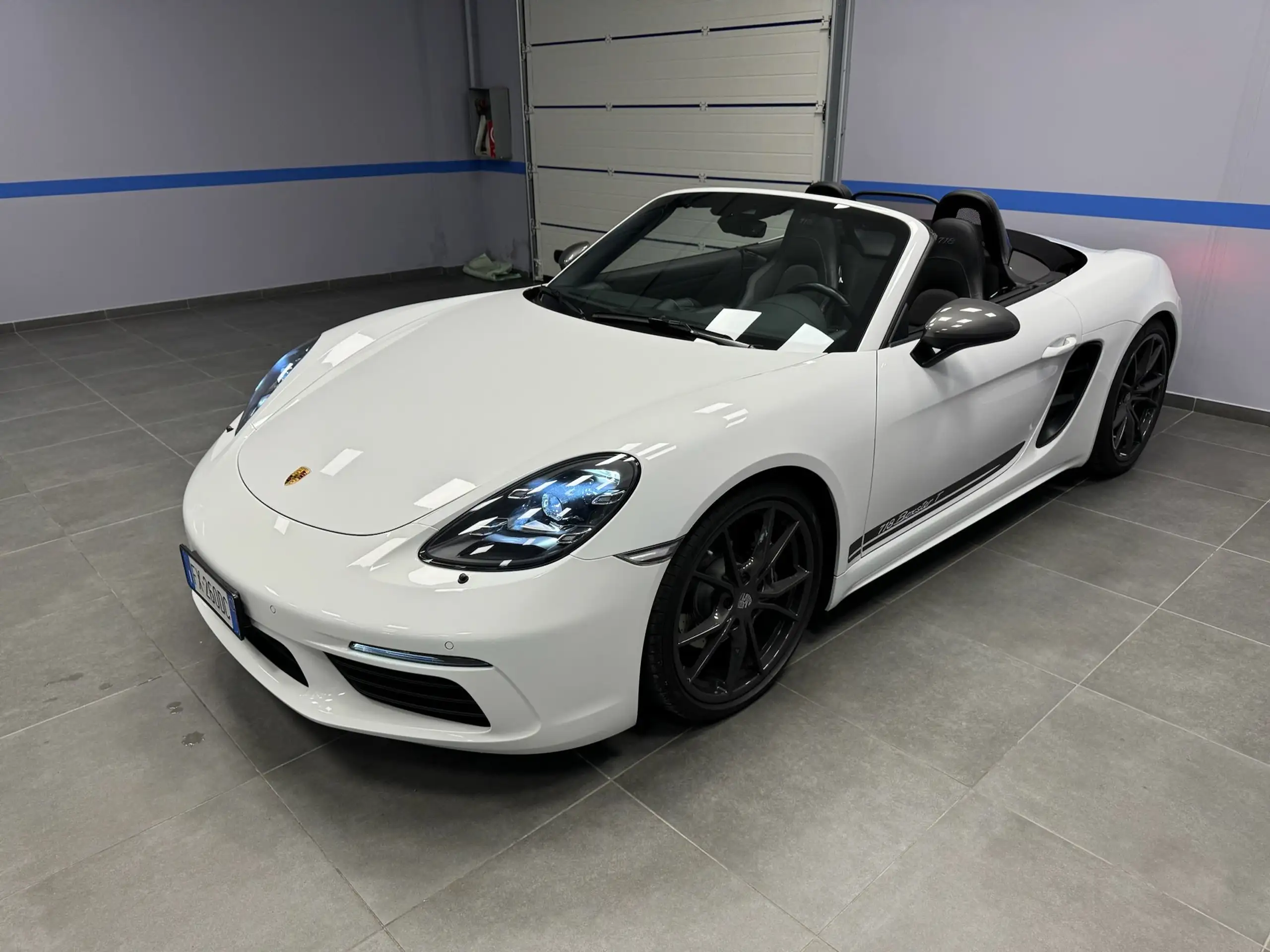 Porsche - Boxster