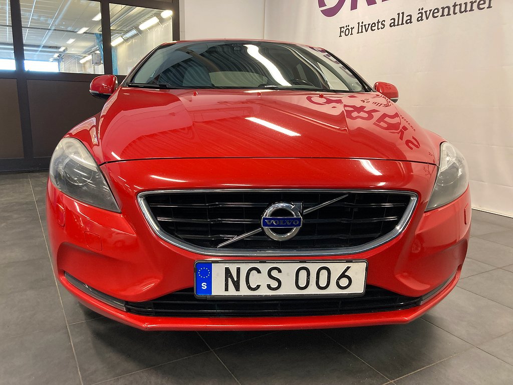 Volvo - V40