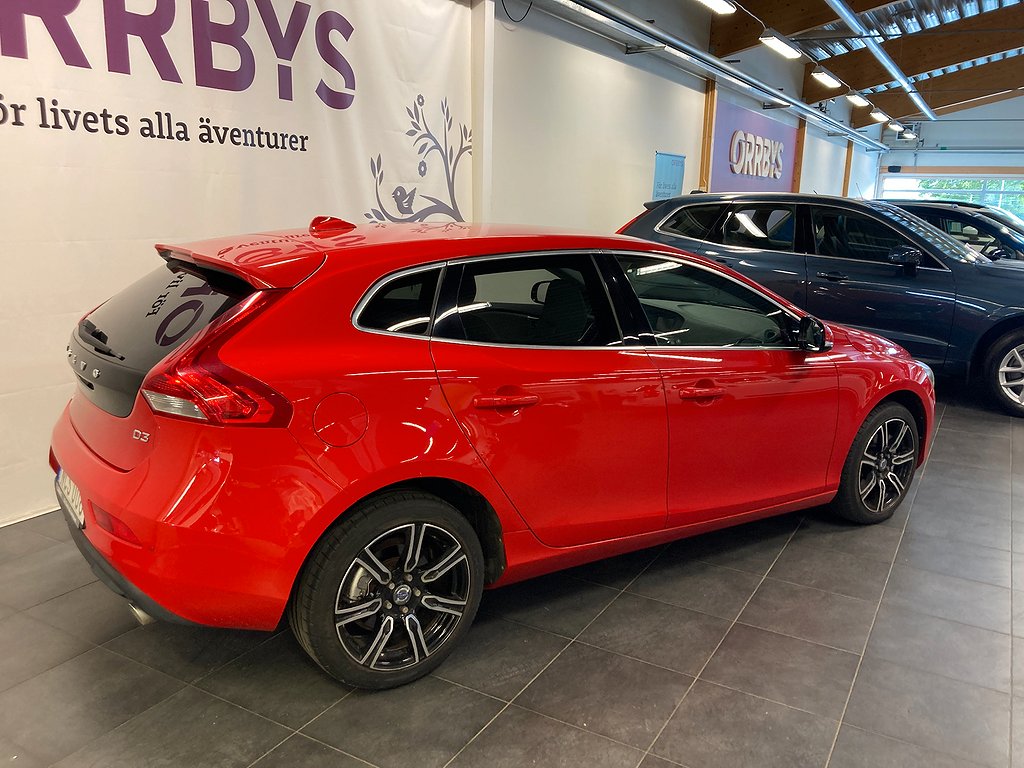 Volvo - V40