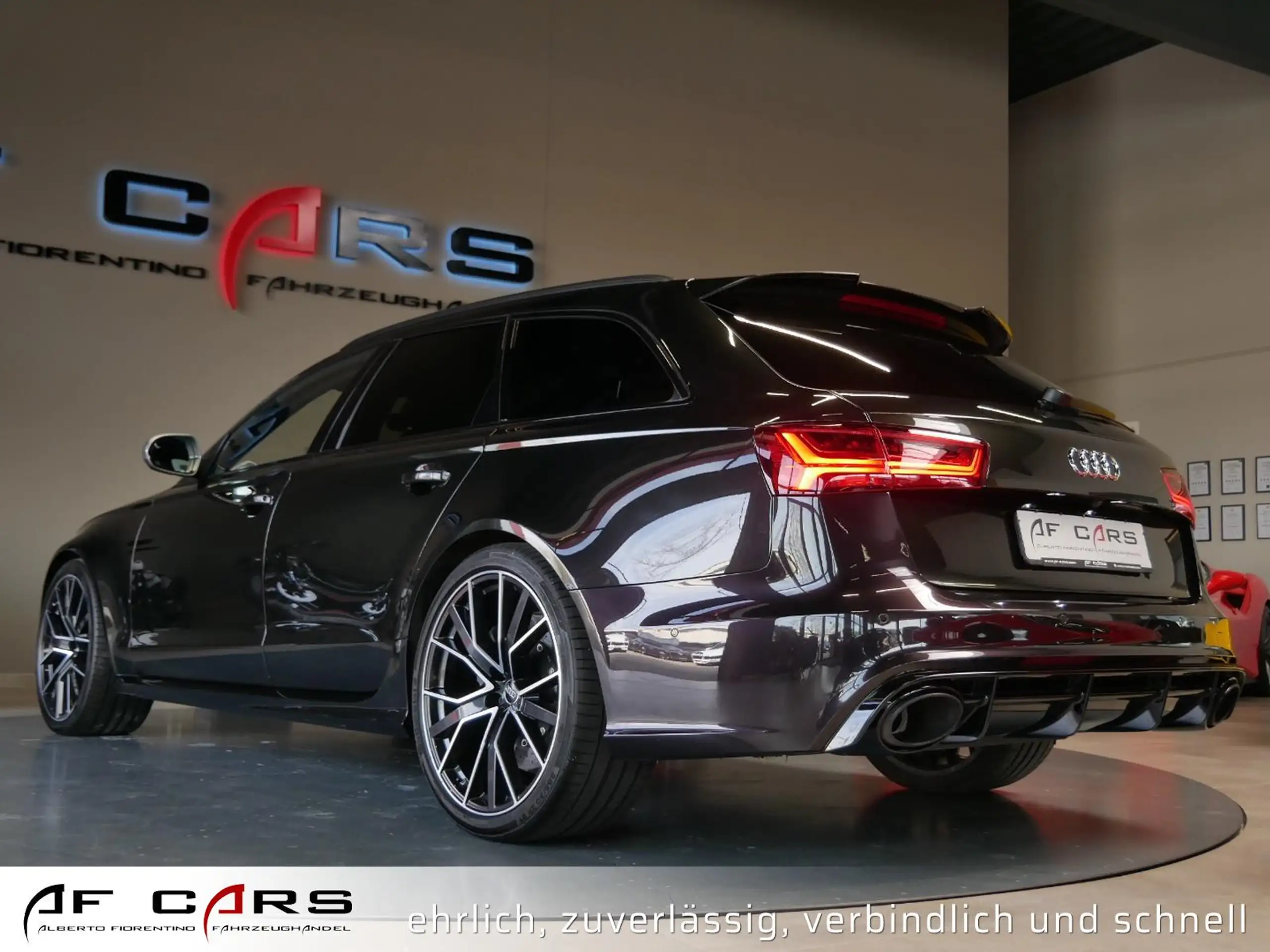 Audi - RS6