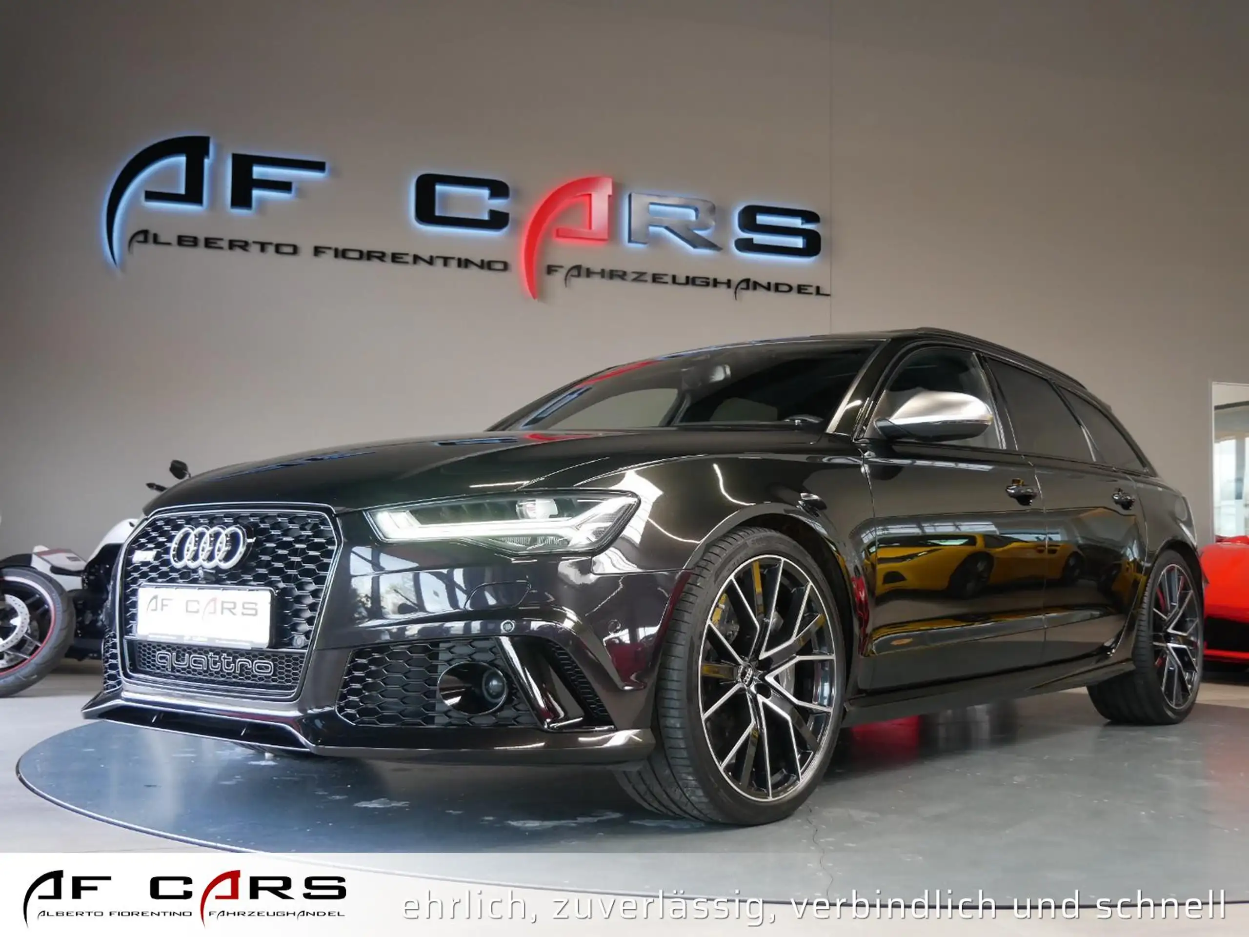 Audi - RS6