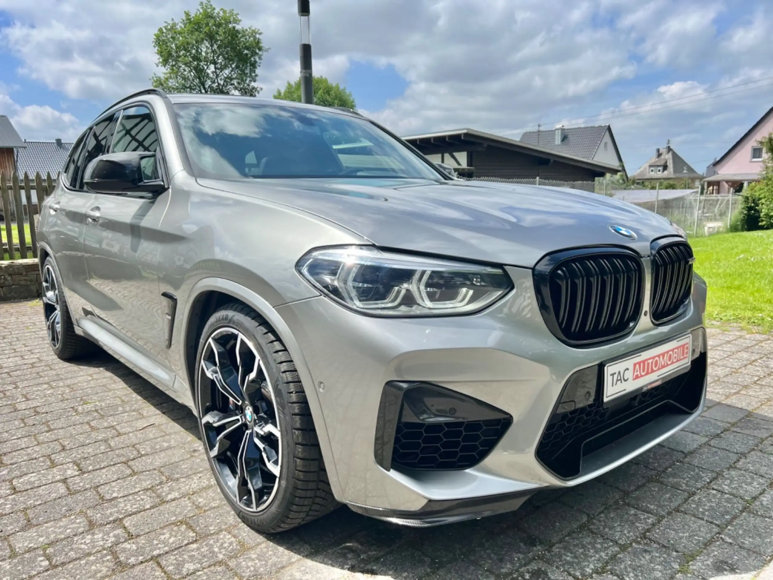 BMW - X3 M