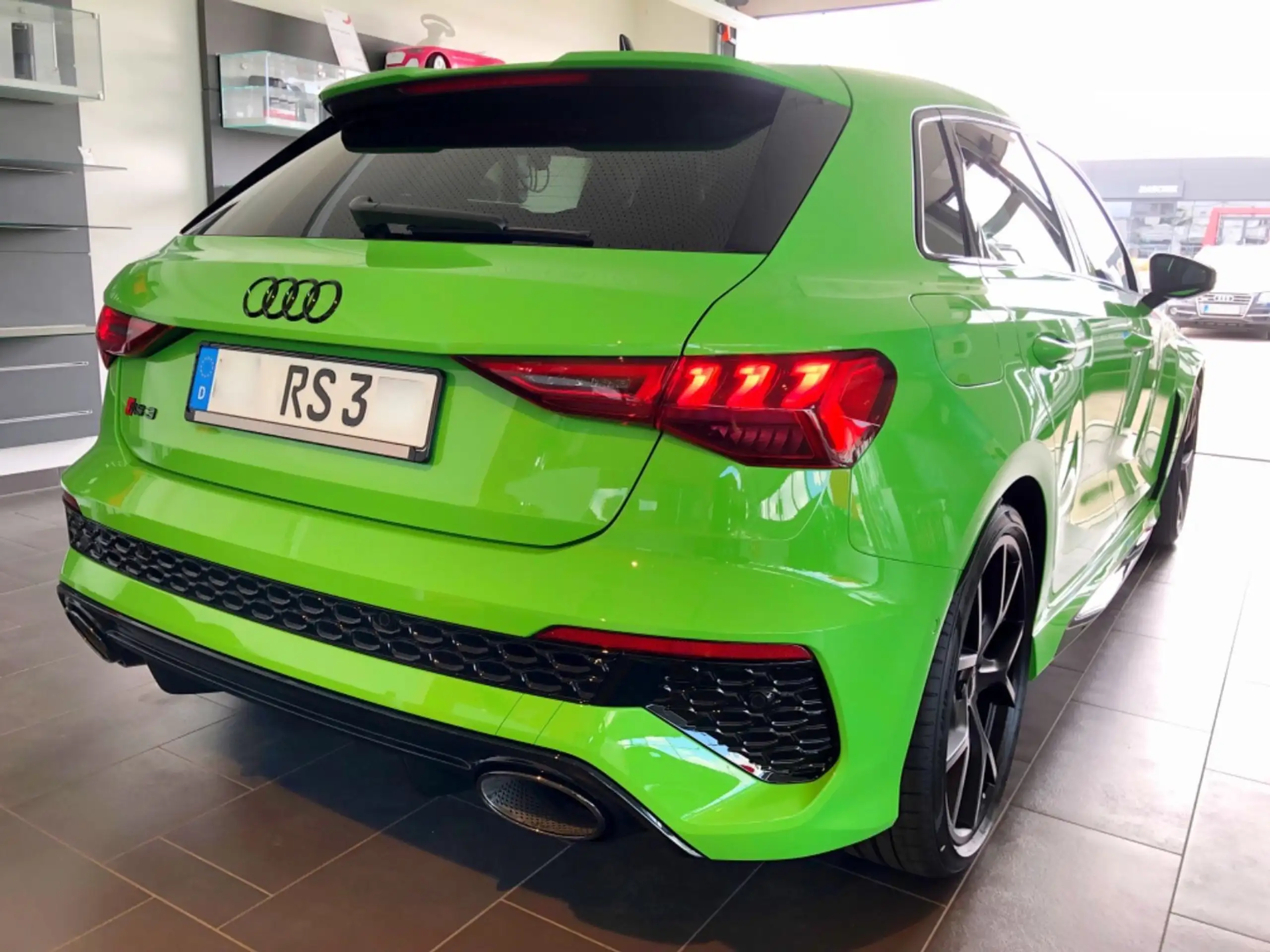 Audi - RS3