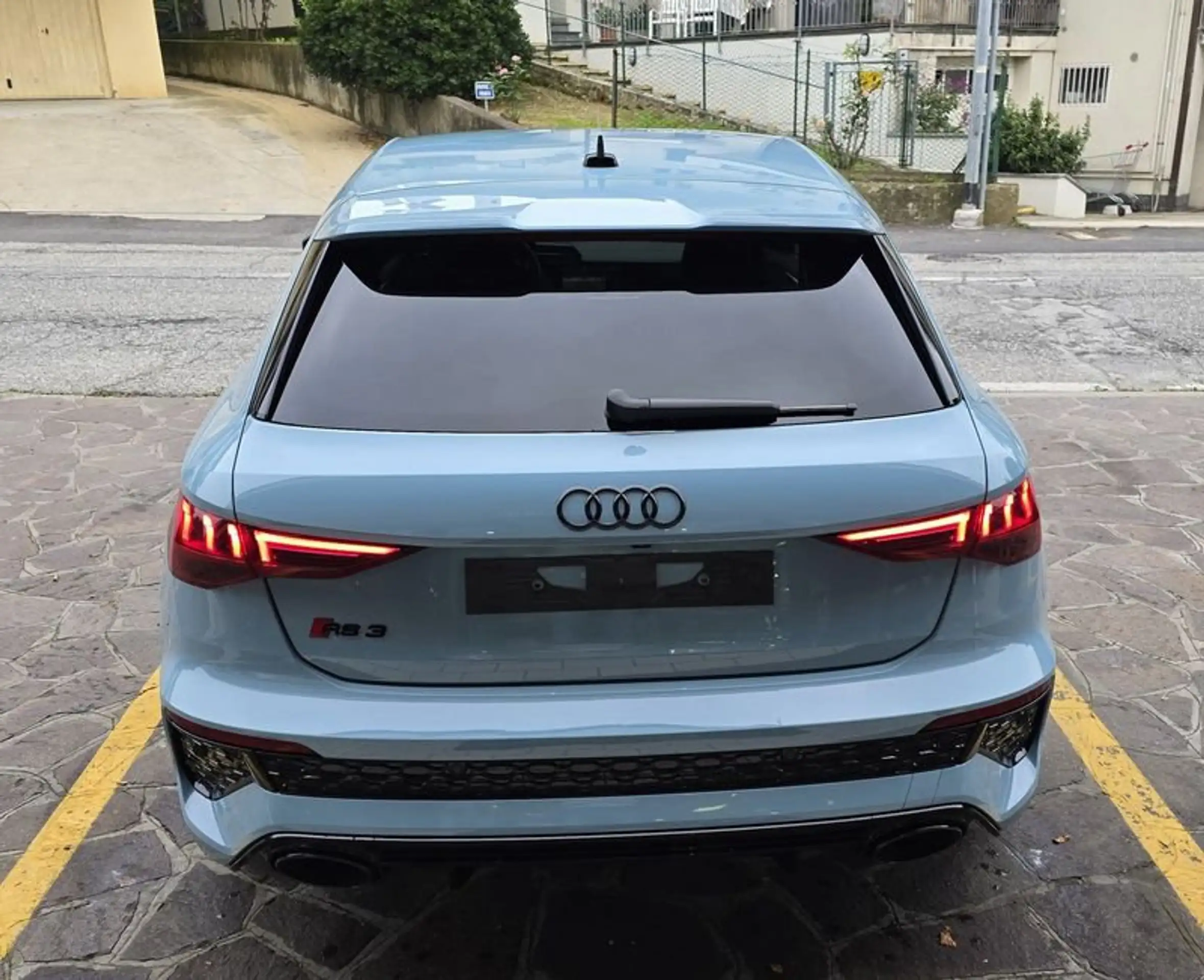 Audi - RS3