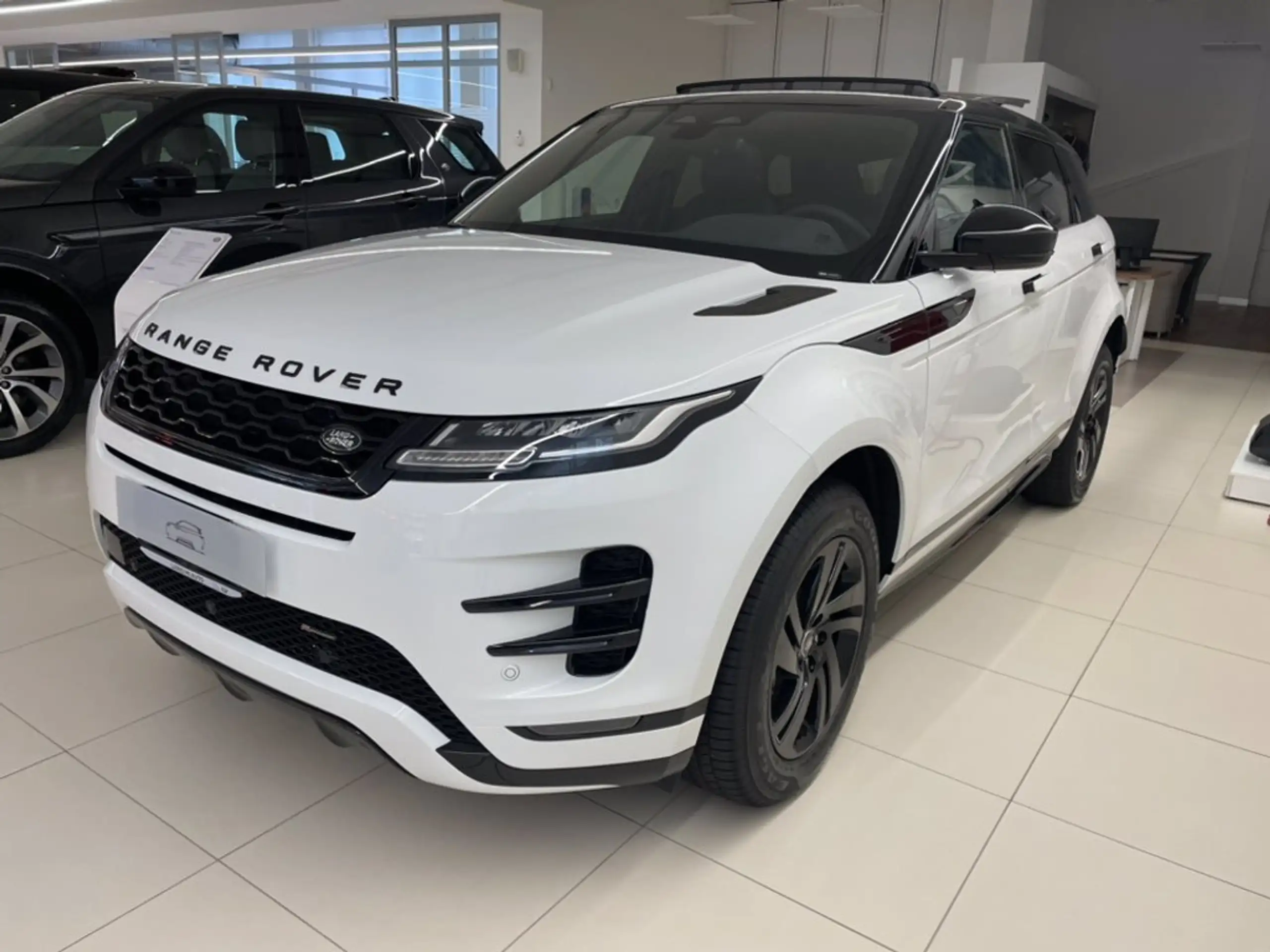 Land Rover - Range Rover Evoque