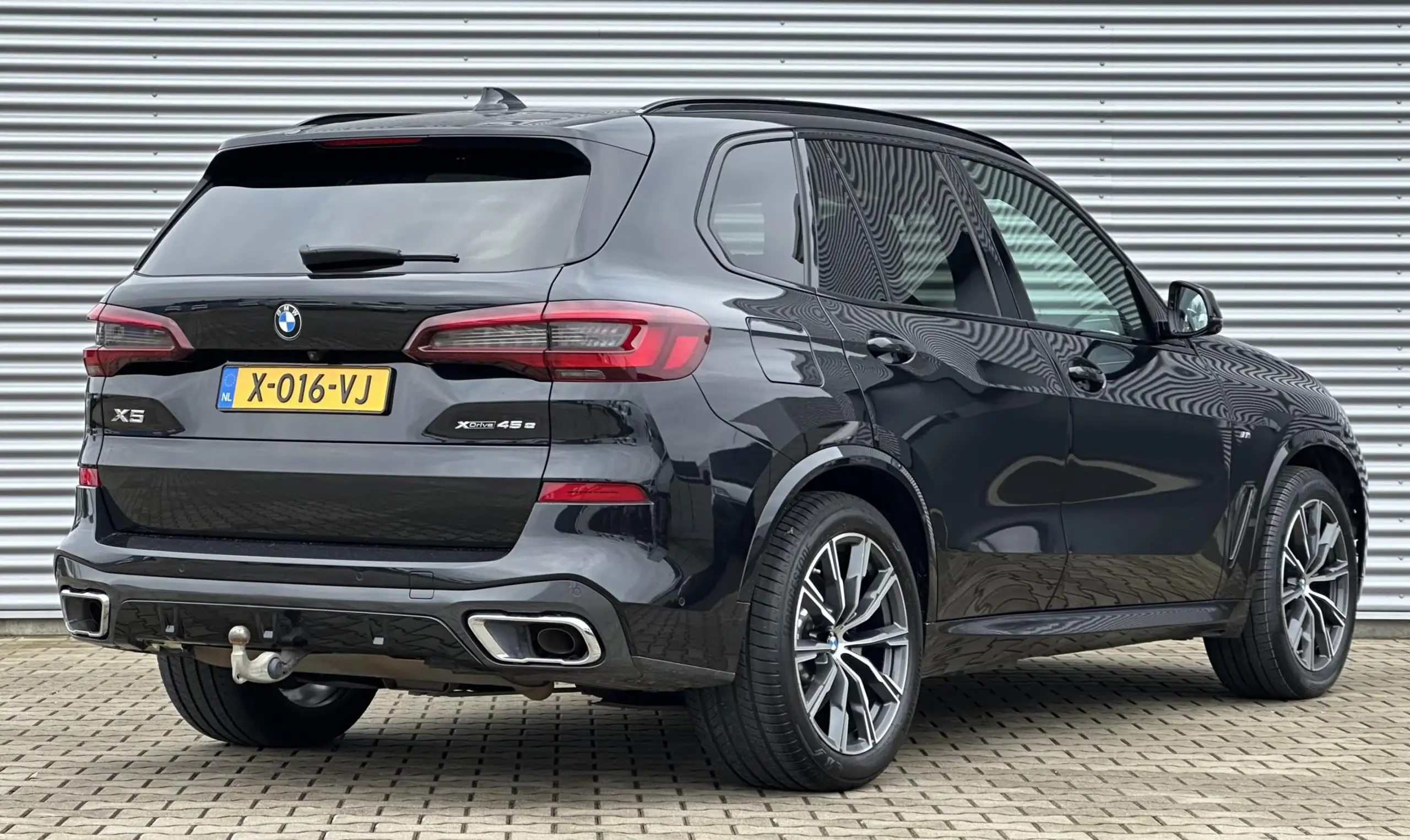 BMW - X5