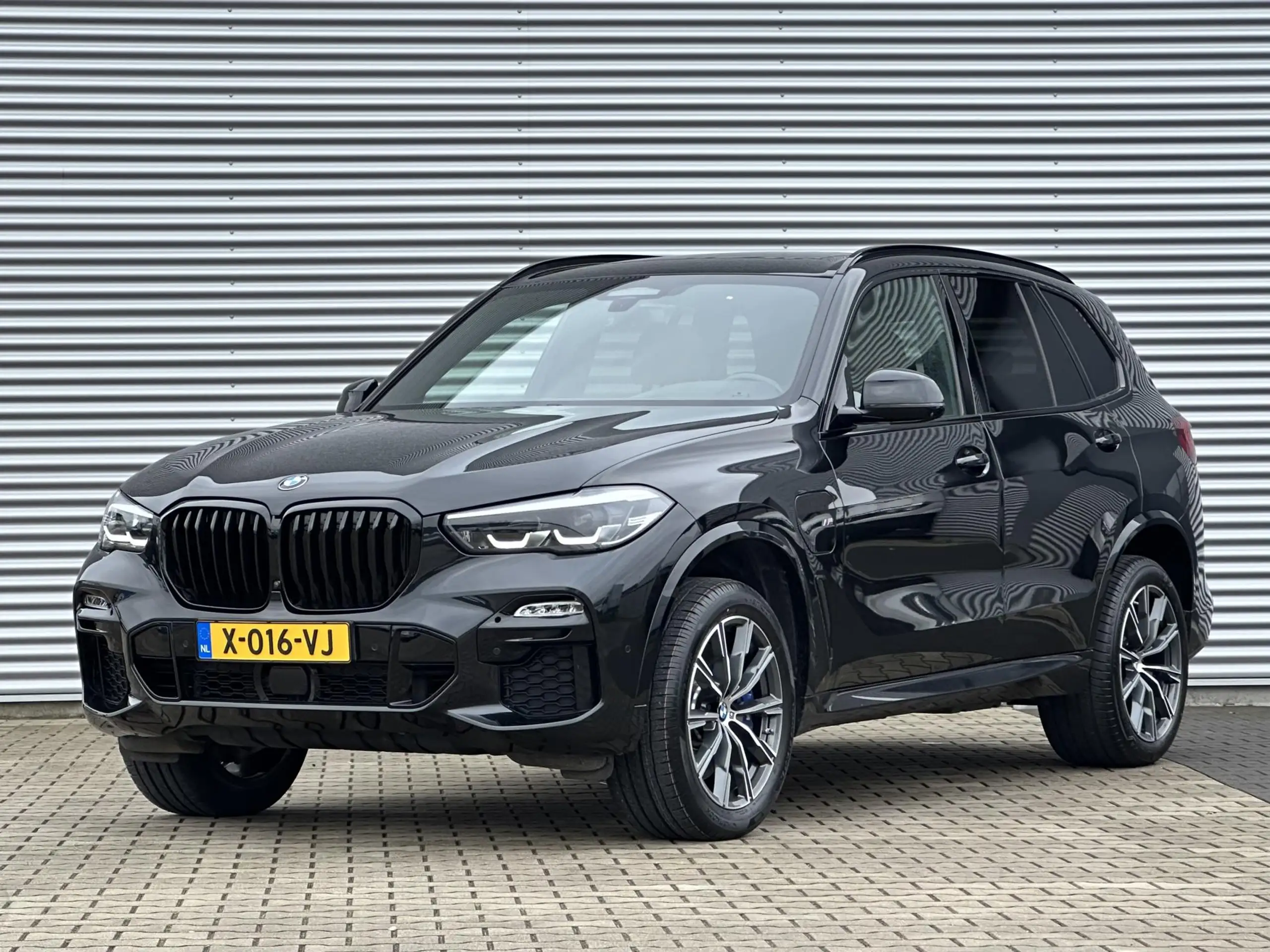 BMW - X5