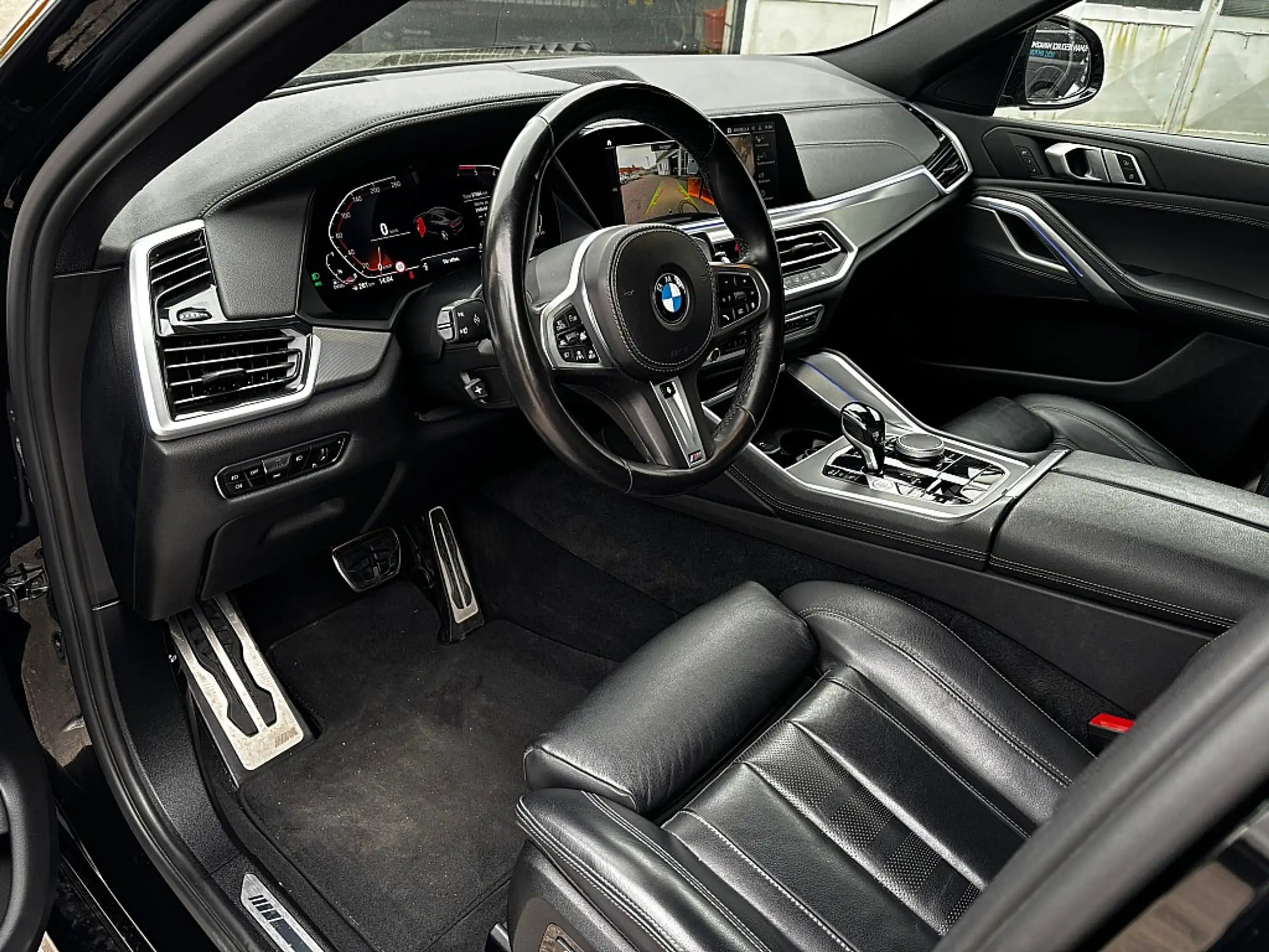 BMW - X6