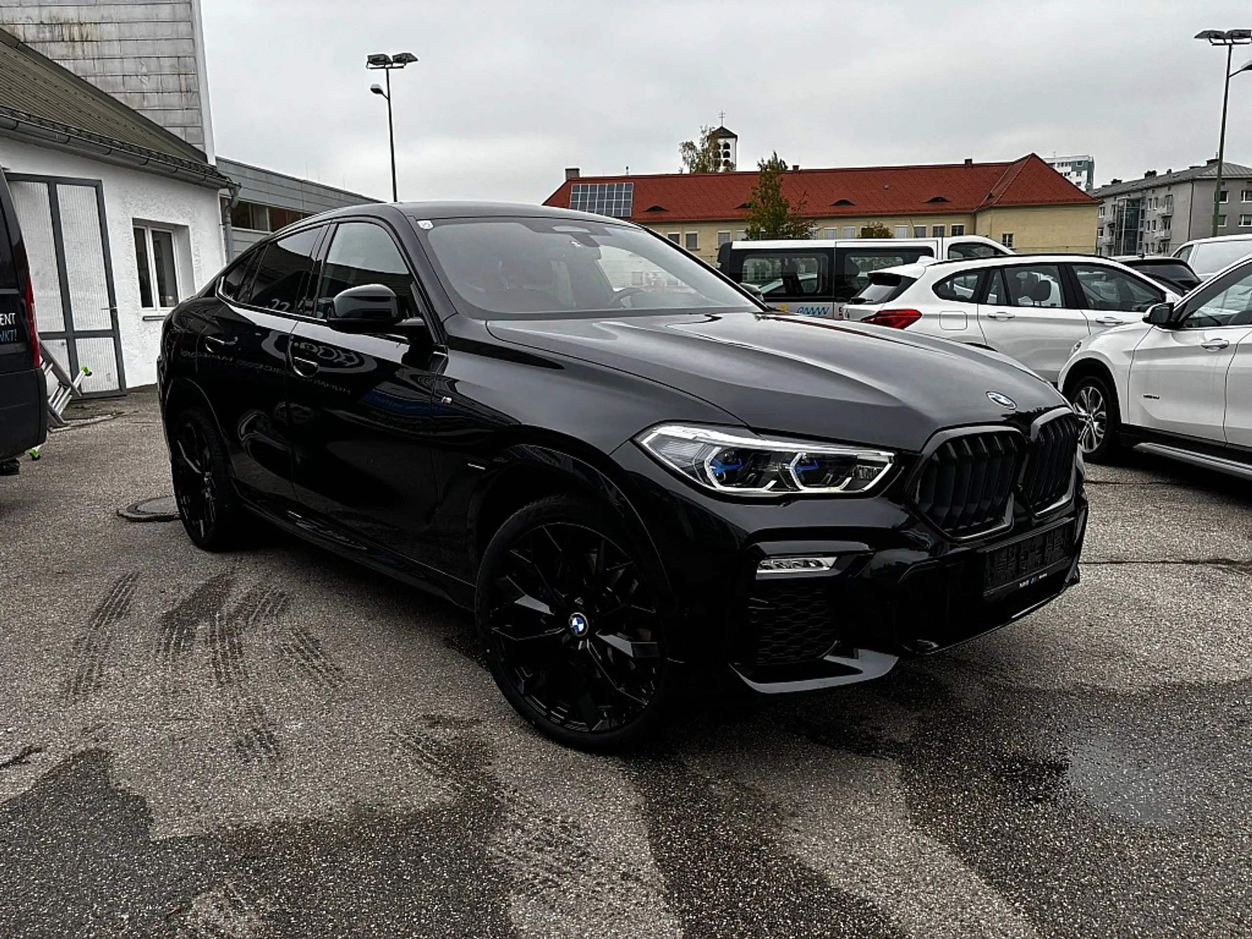 BMW - X6