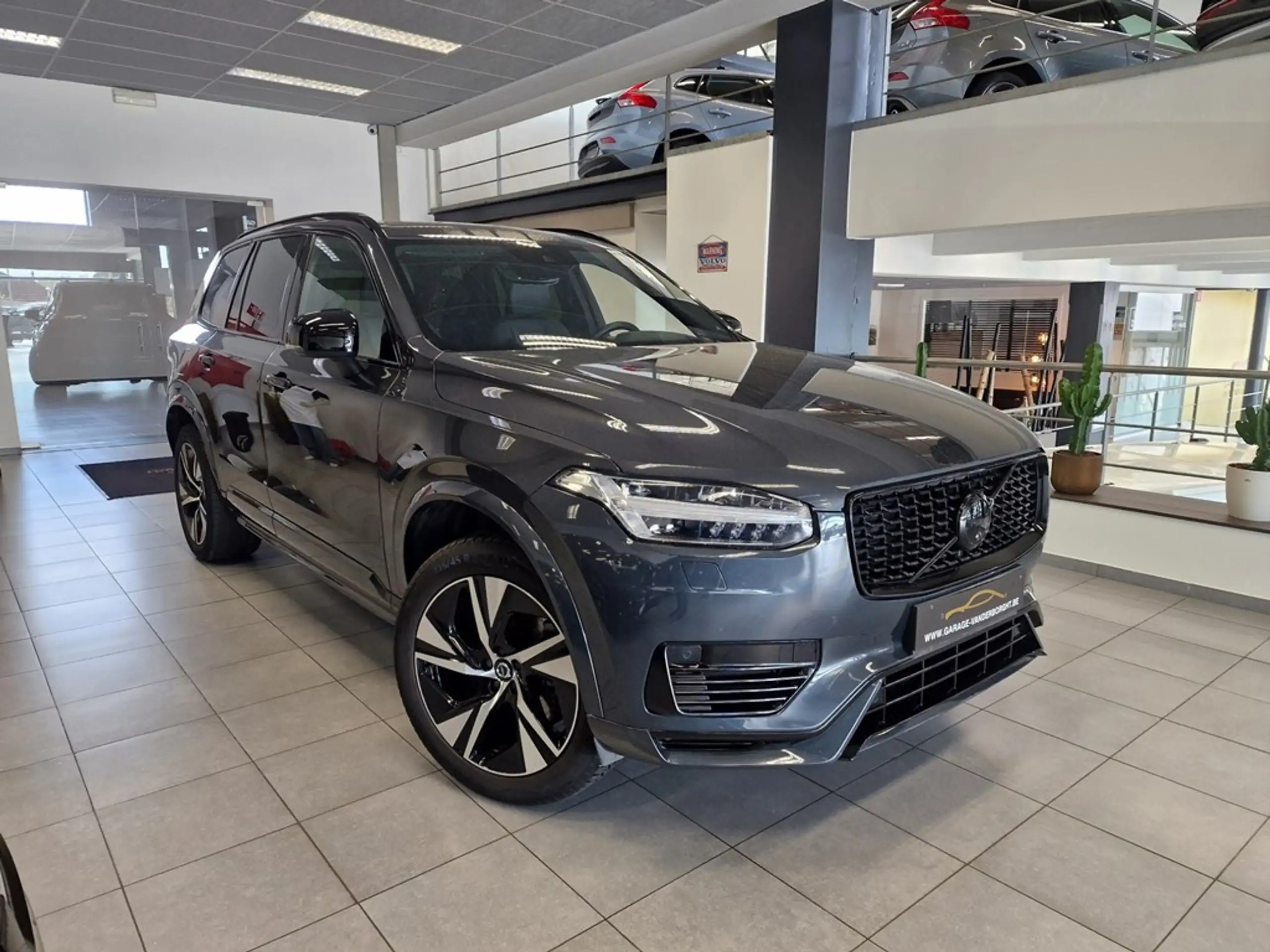 Volvo - XC90