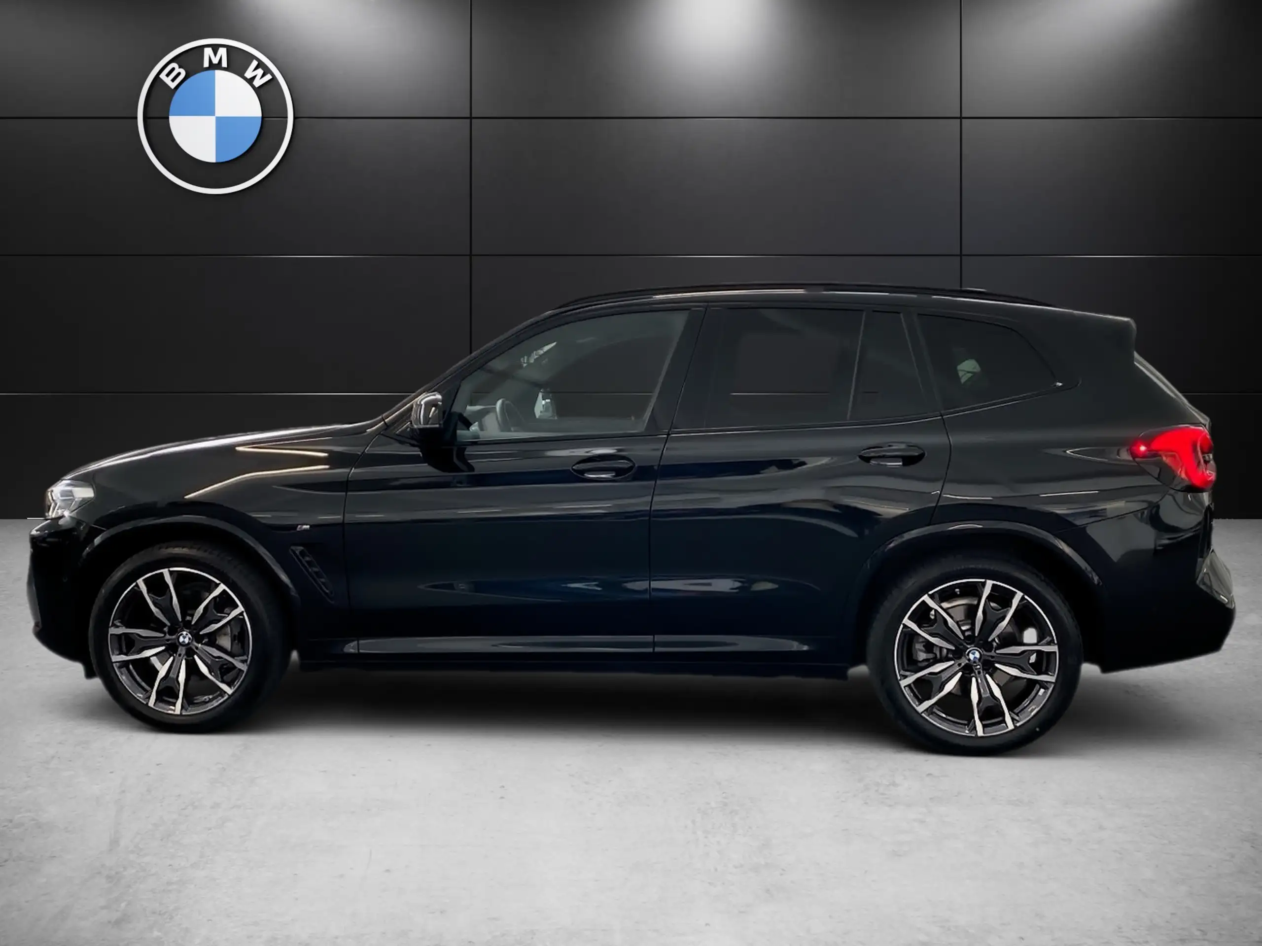 BMW - X3