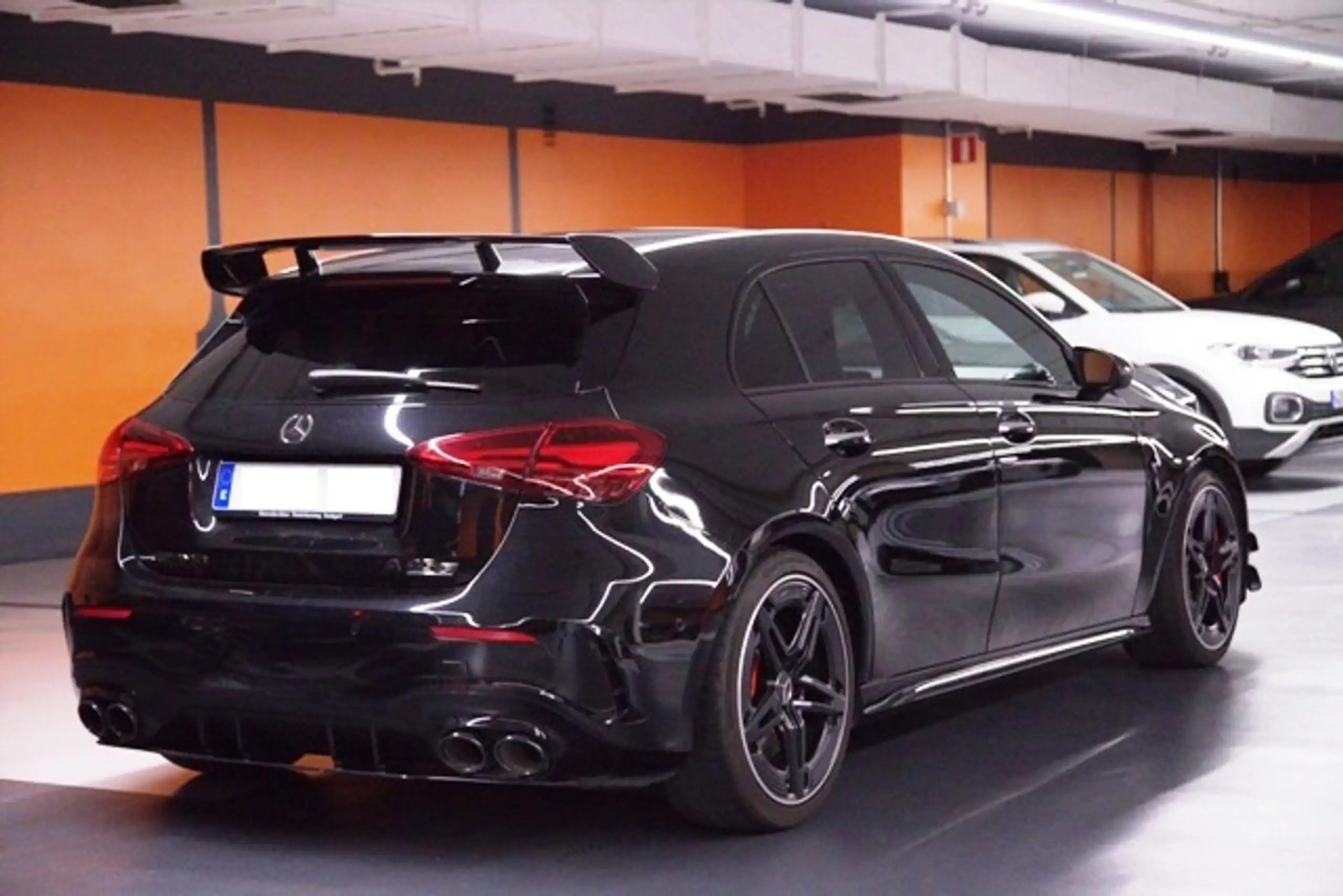 Mercedes-Benz - A 45 AMG