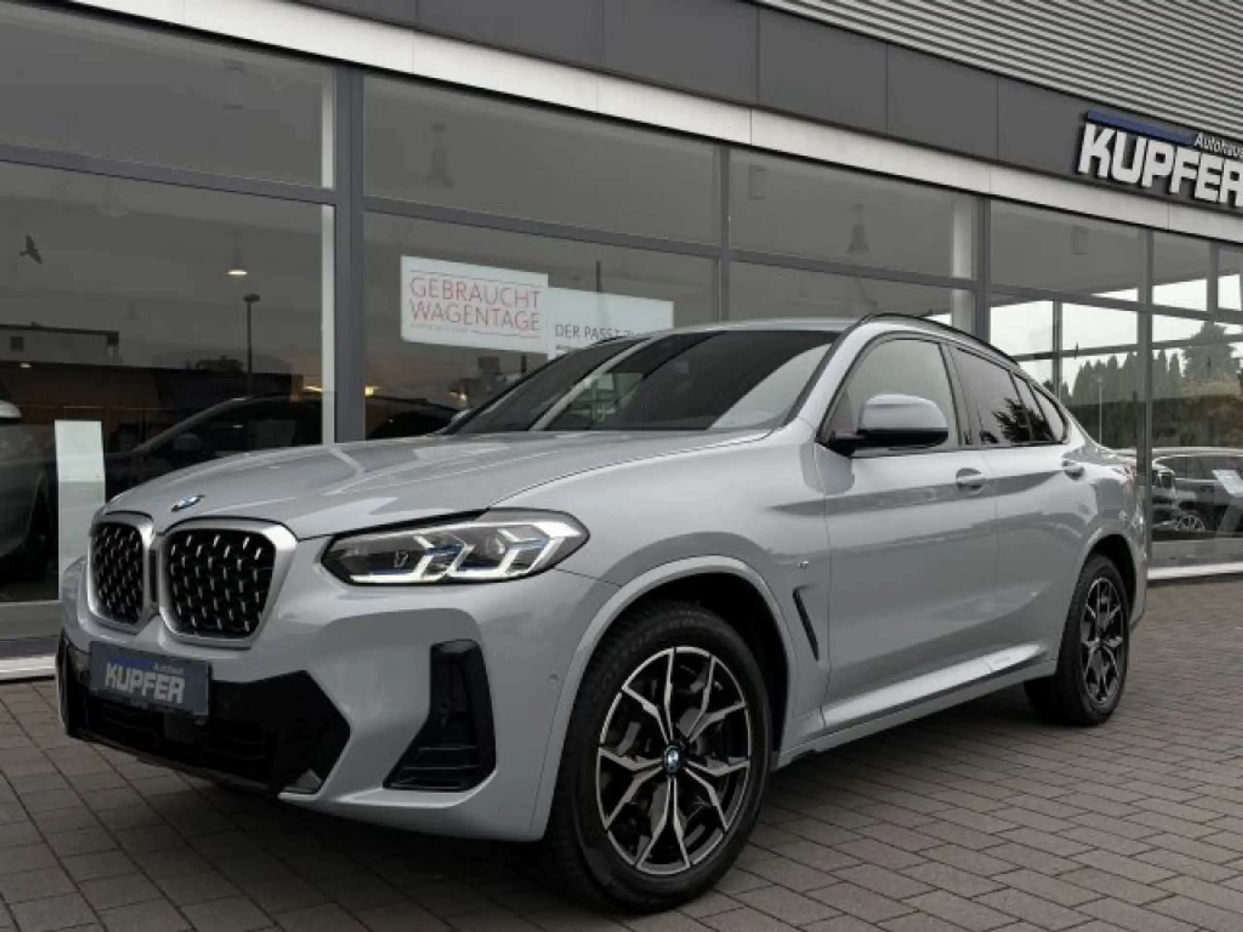 BMW - X4