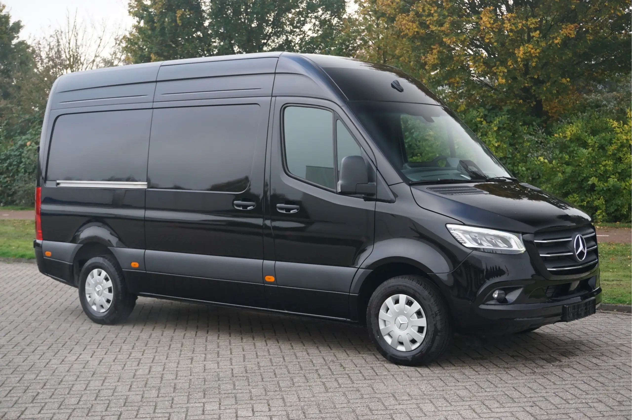 Mercedes-Benz - Sprinter