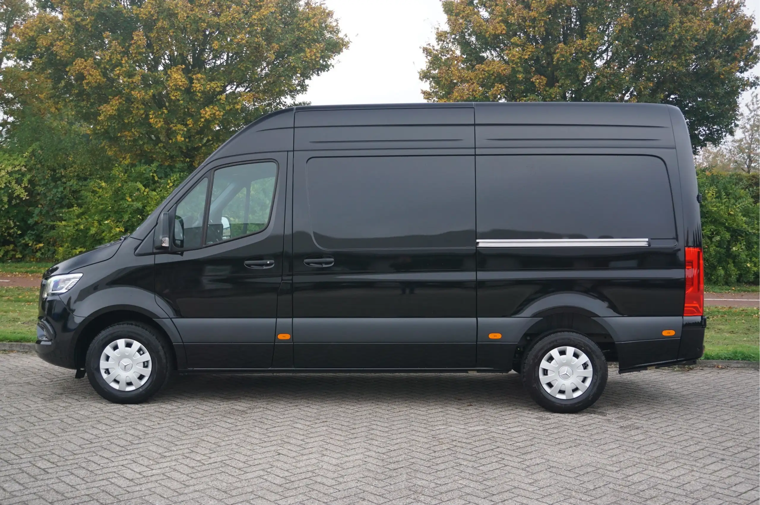 Mercedes-Benz - Sprinter