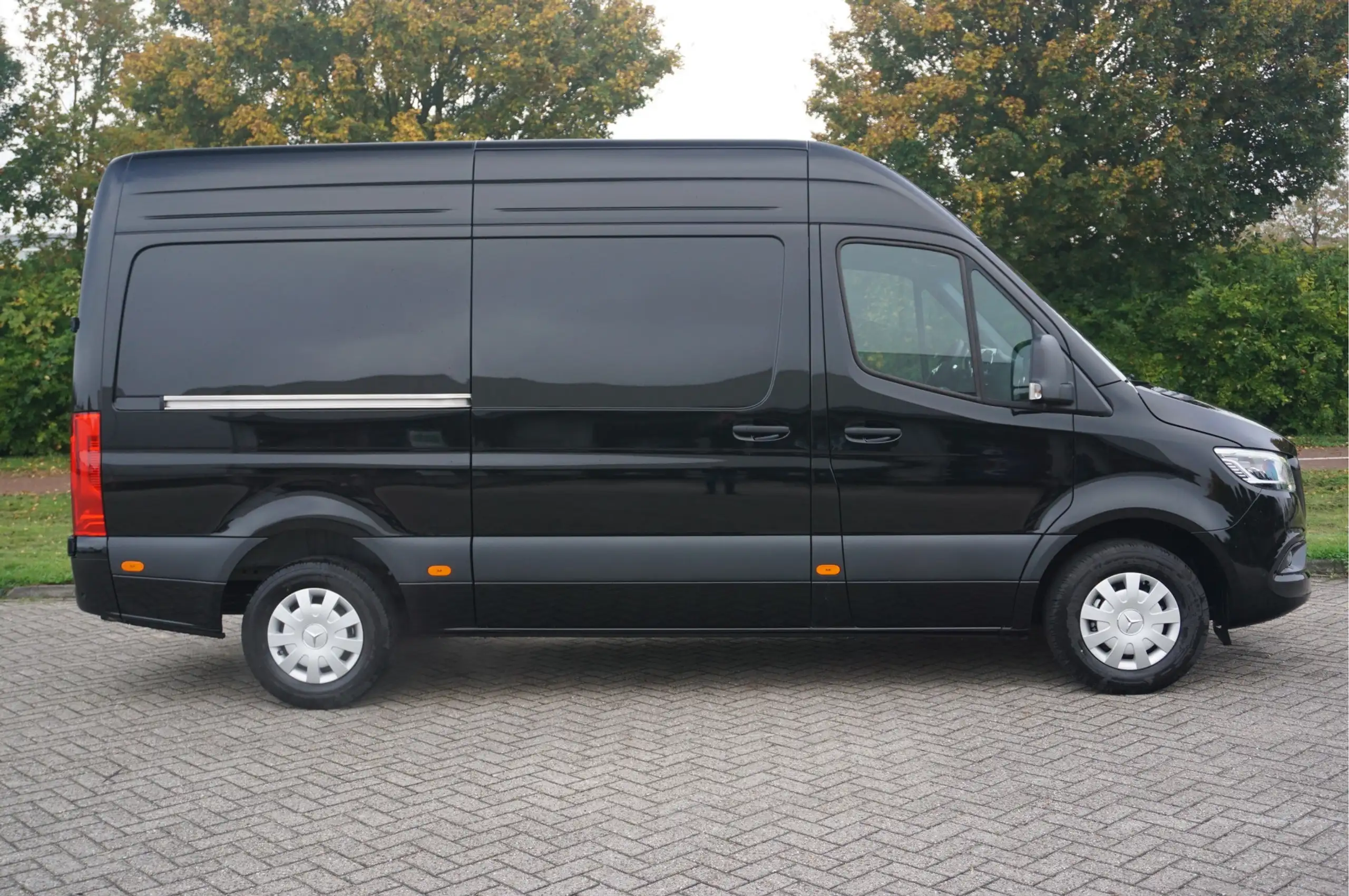 Mercedes-Benz - Sprinter