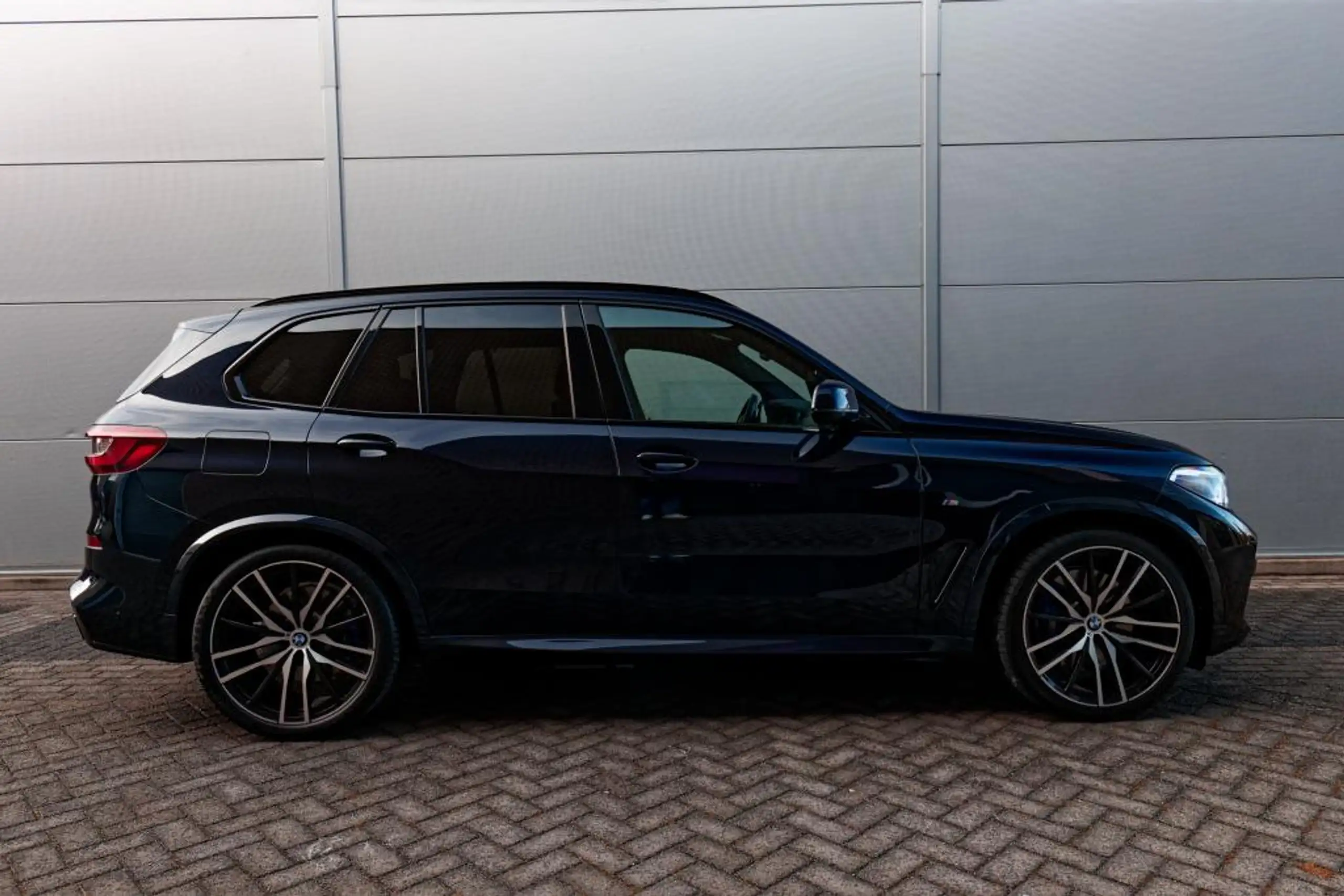 BMW - X5