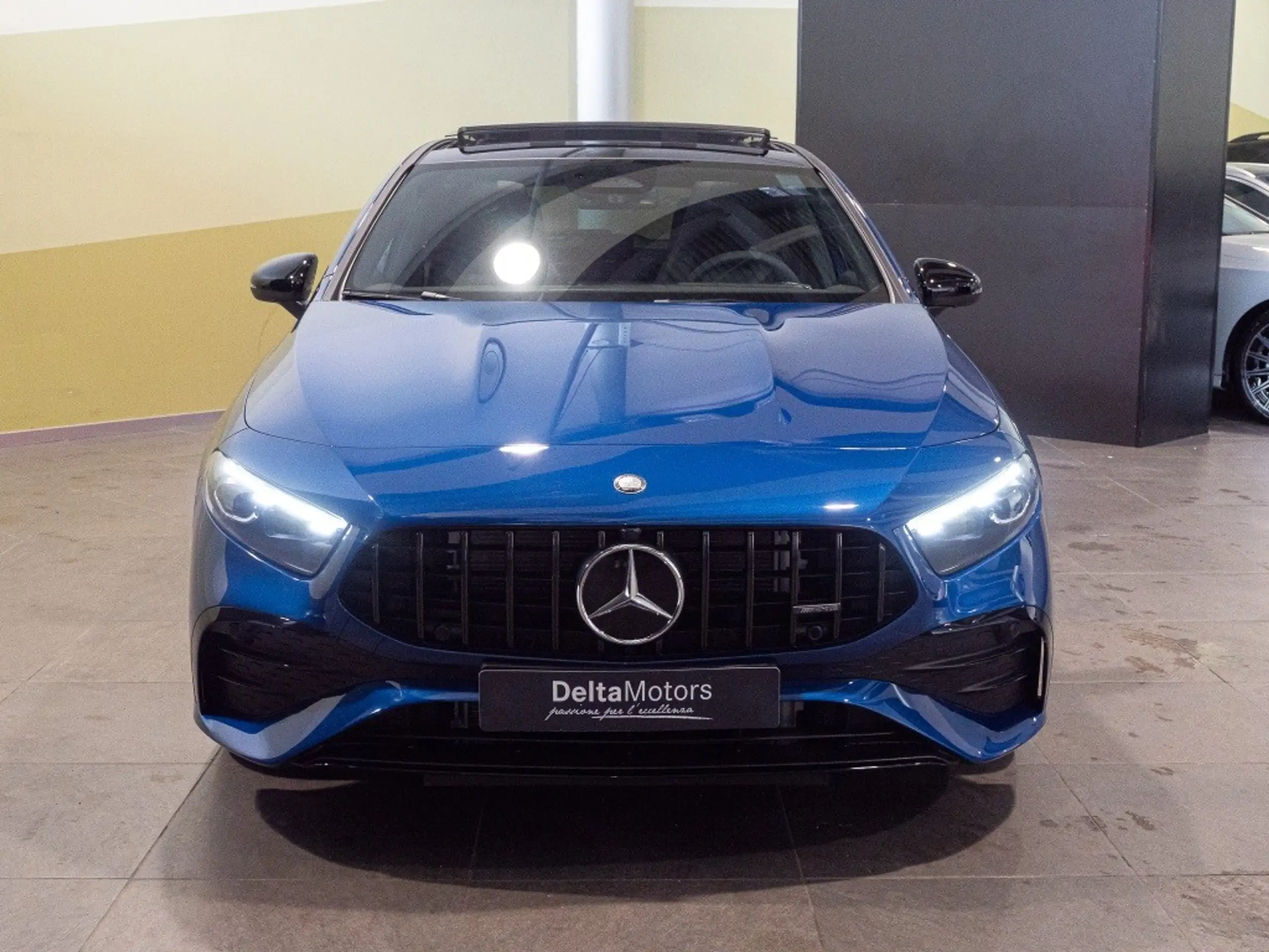 Mercedes-Benz - A 35 AMG