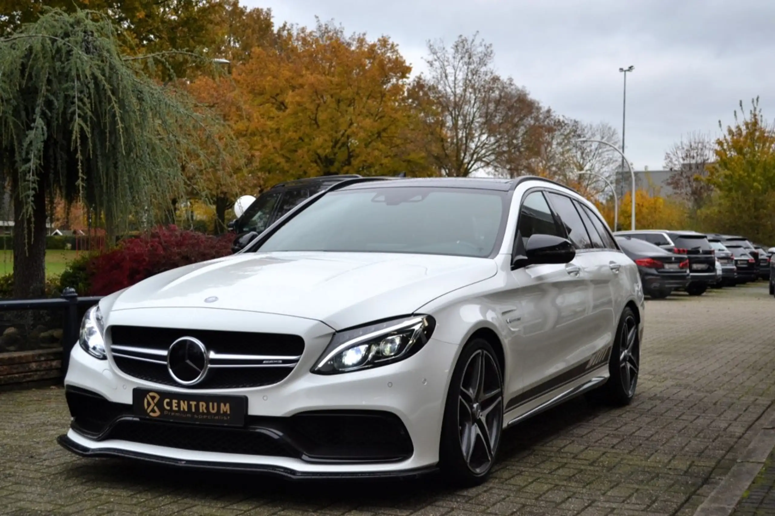 Mercedes-Benz - C 63 AMG