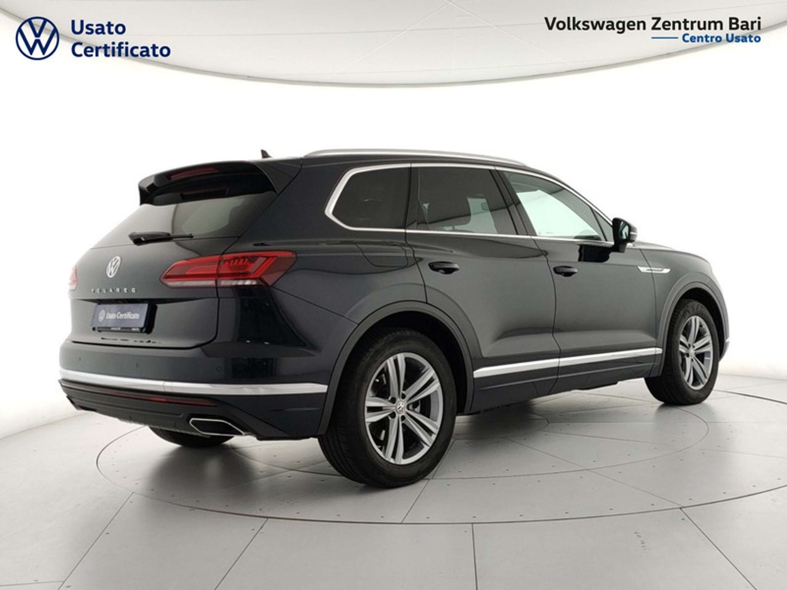 Volkswagen - Touareg