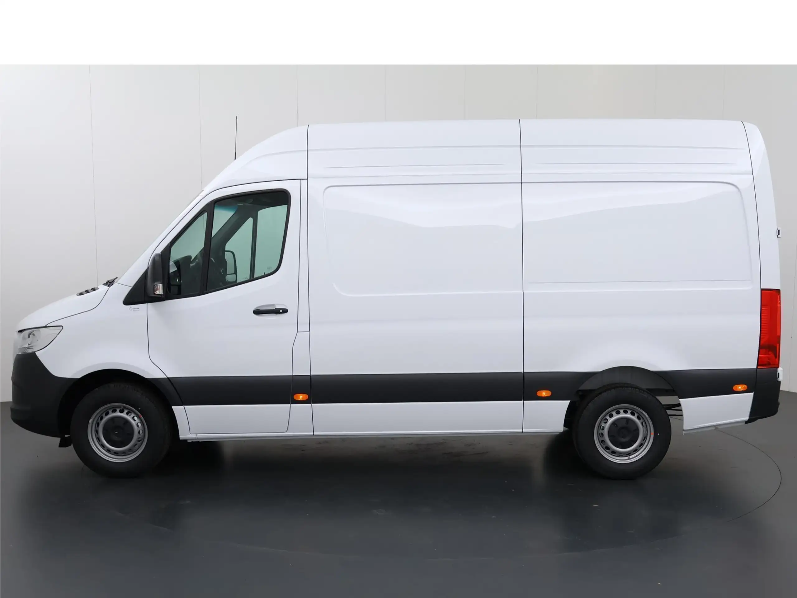 Mercedes-Benz Sprinter 2024