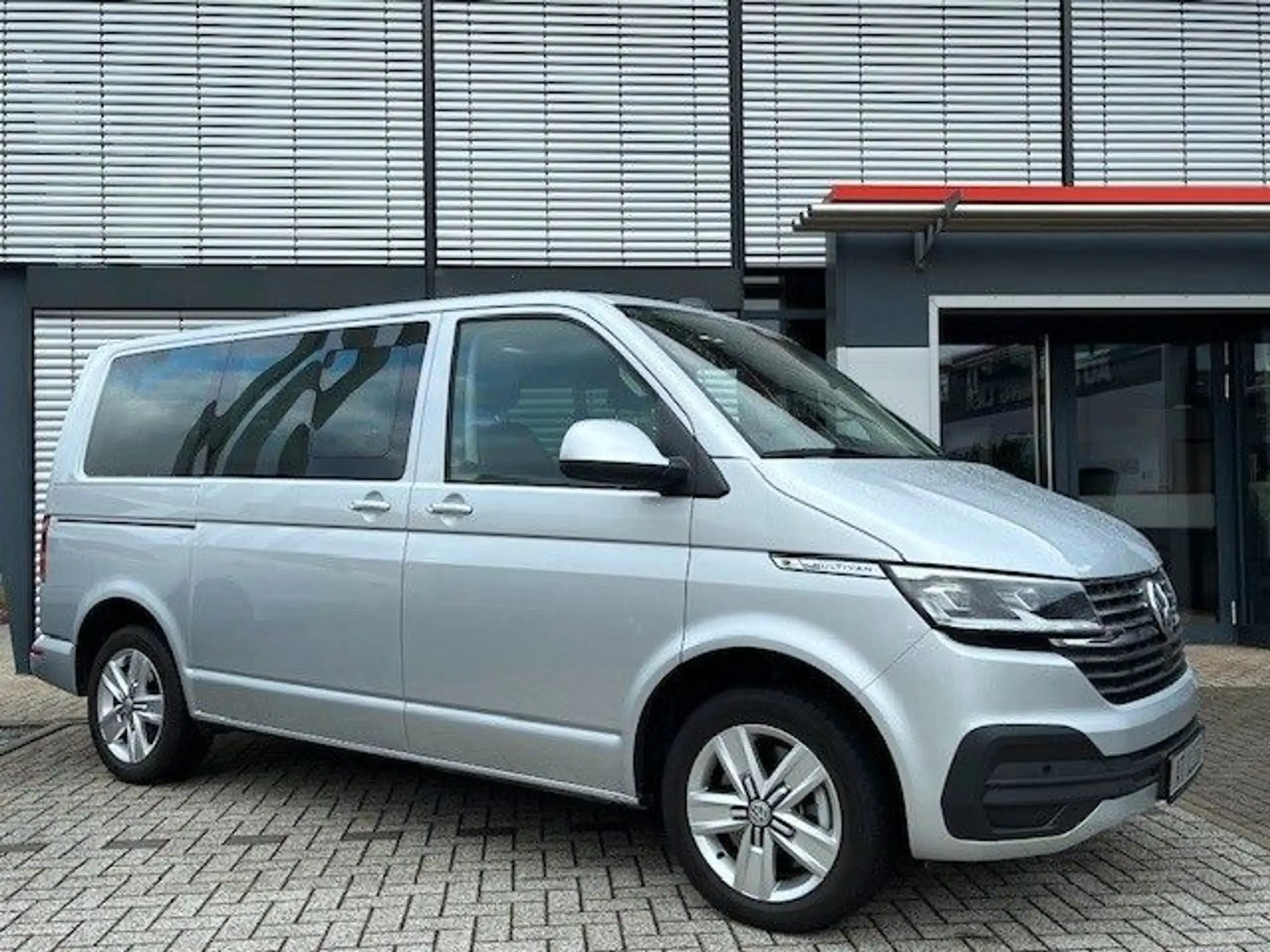 Volkswagen - T6 Multivan