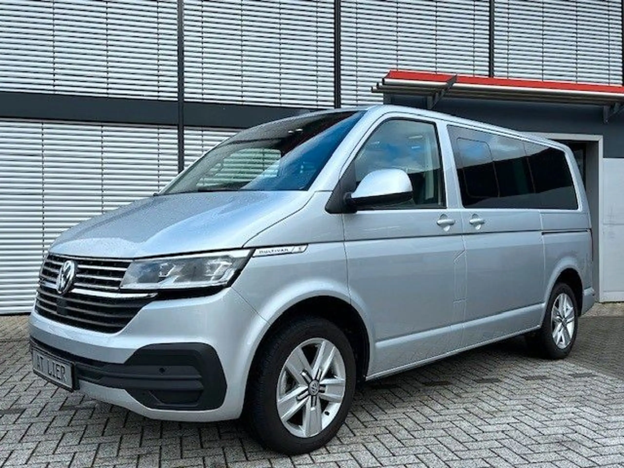 Volkswagen - T6 Multivan