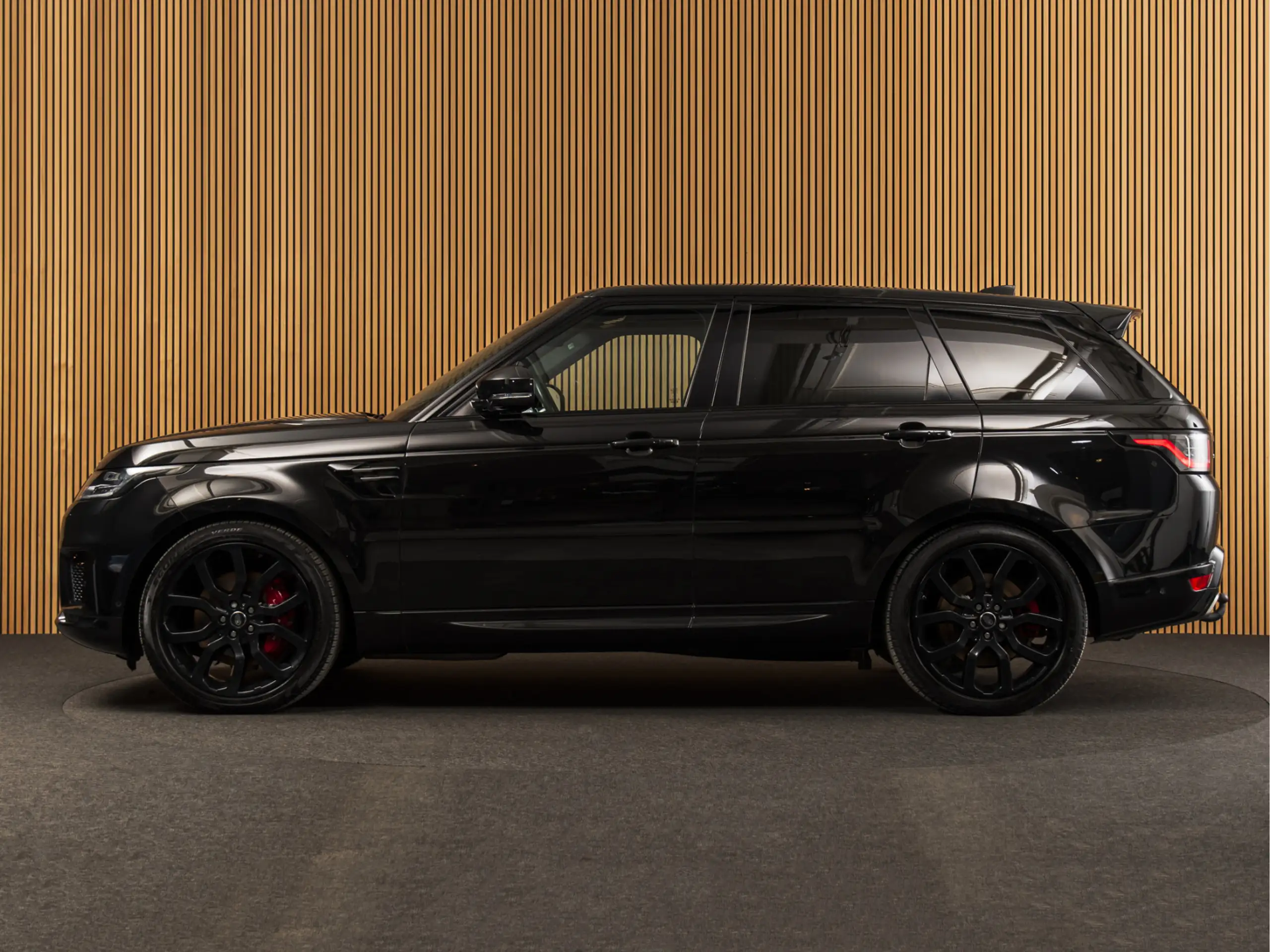 Land Rover - Range Rover Sport