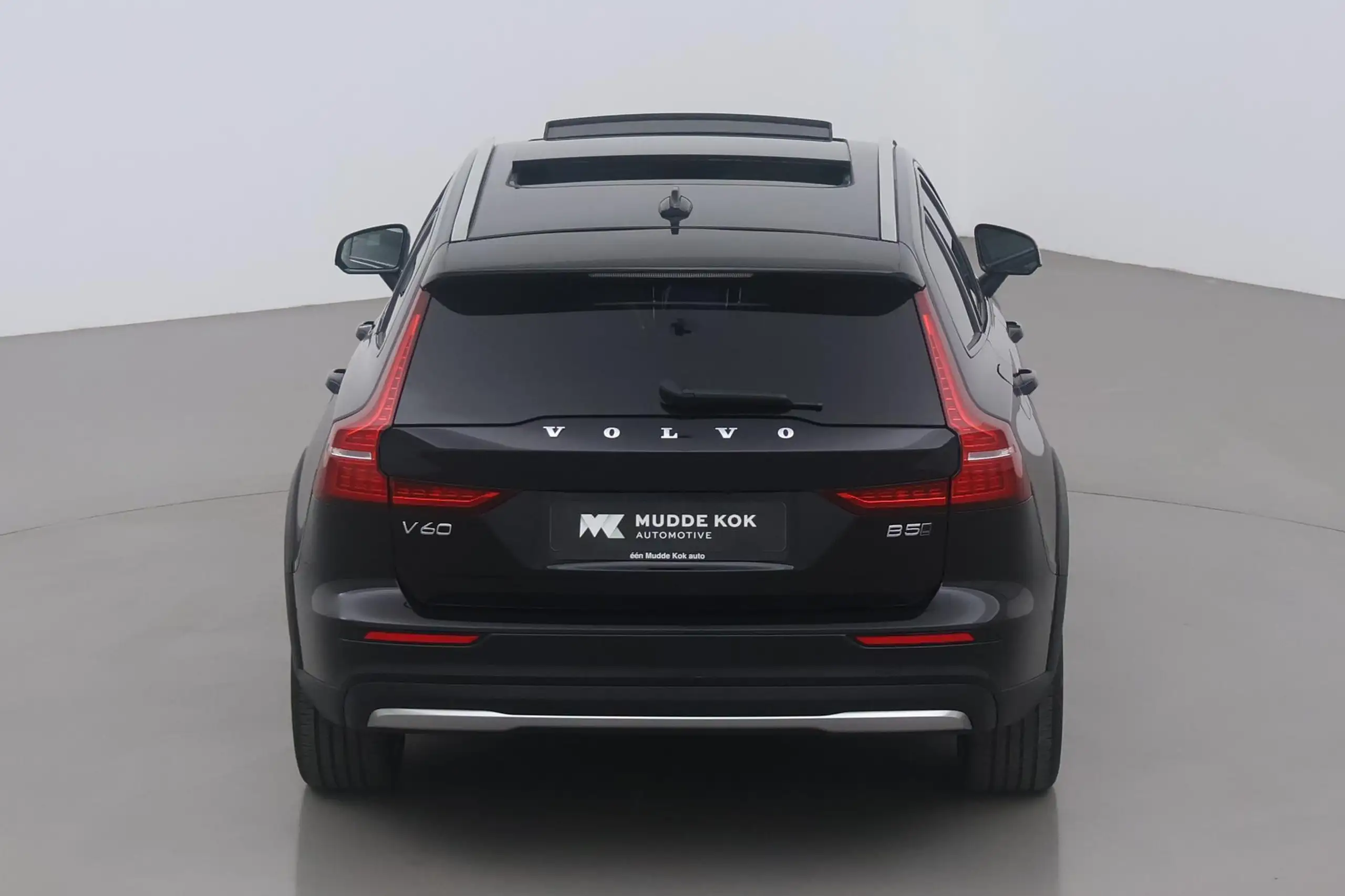 Volvo - V60 Cross Country