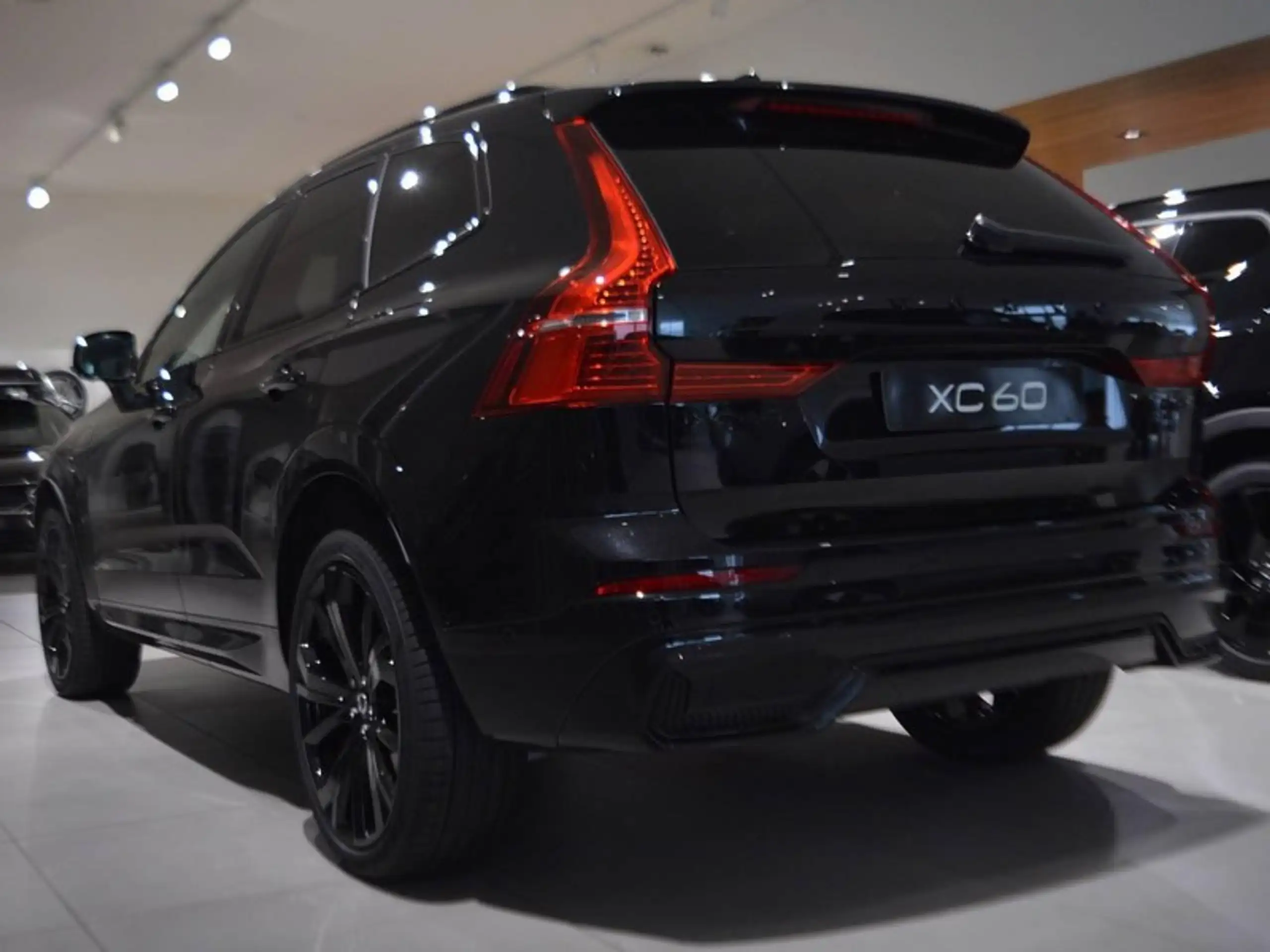 Volvo - XC60