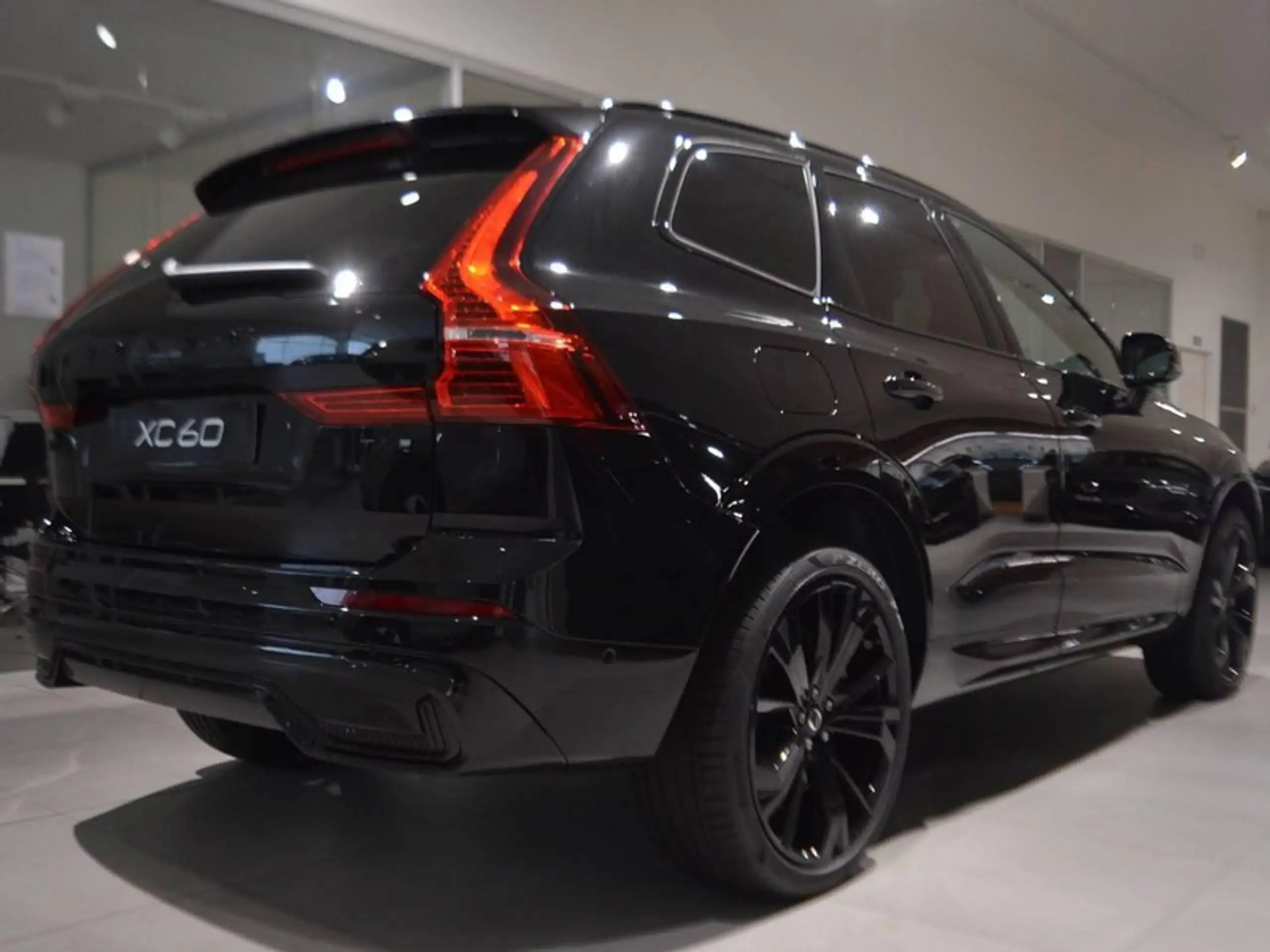 Volvo - XC60