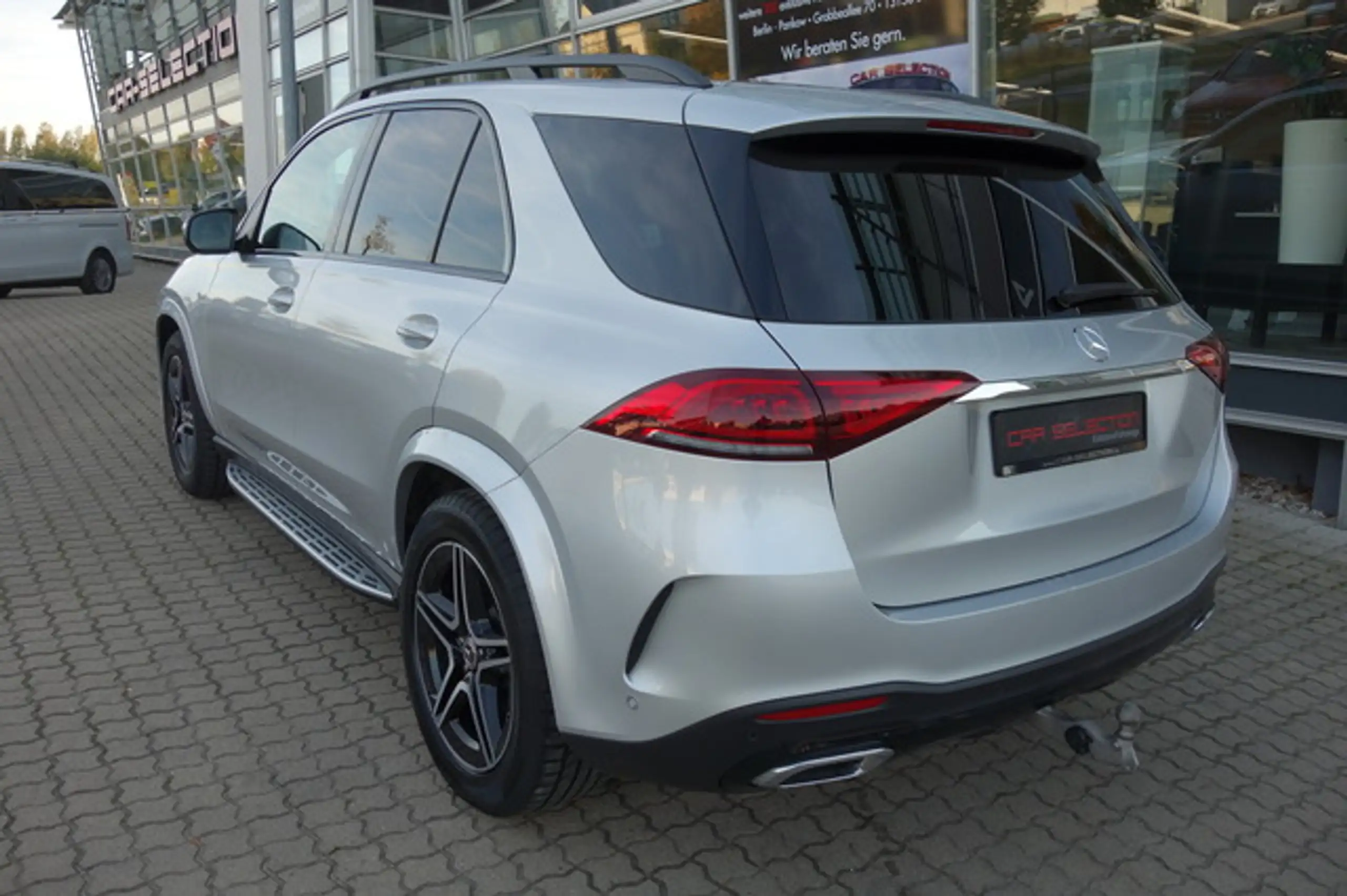 Mercedes-Benz - GLE 350