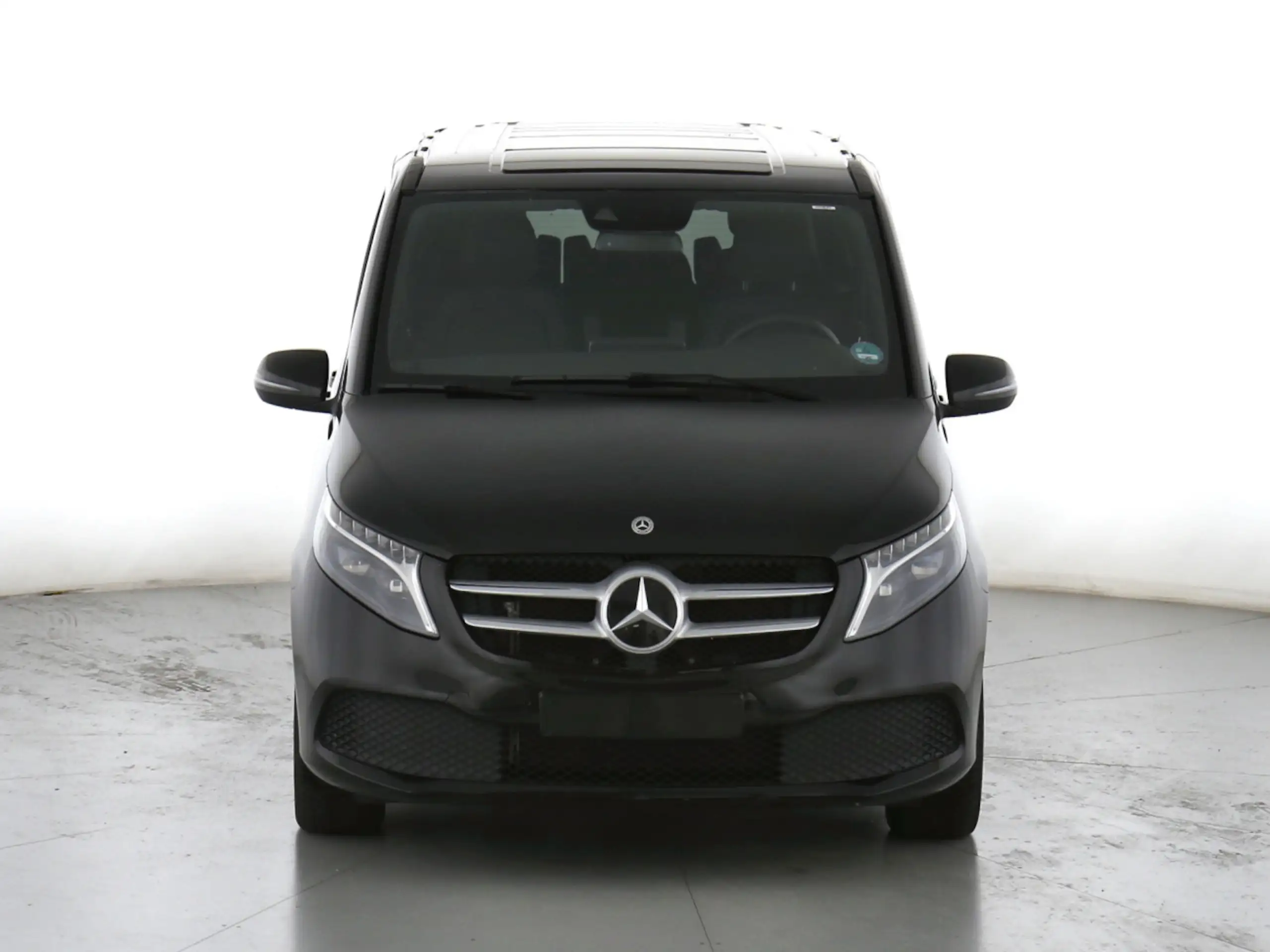 Mercedes-Benz - V 300