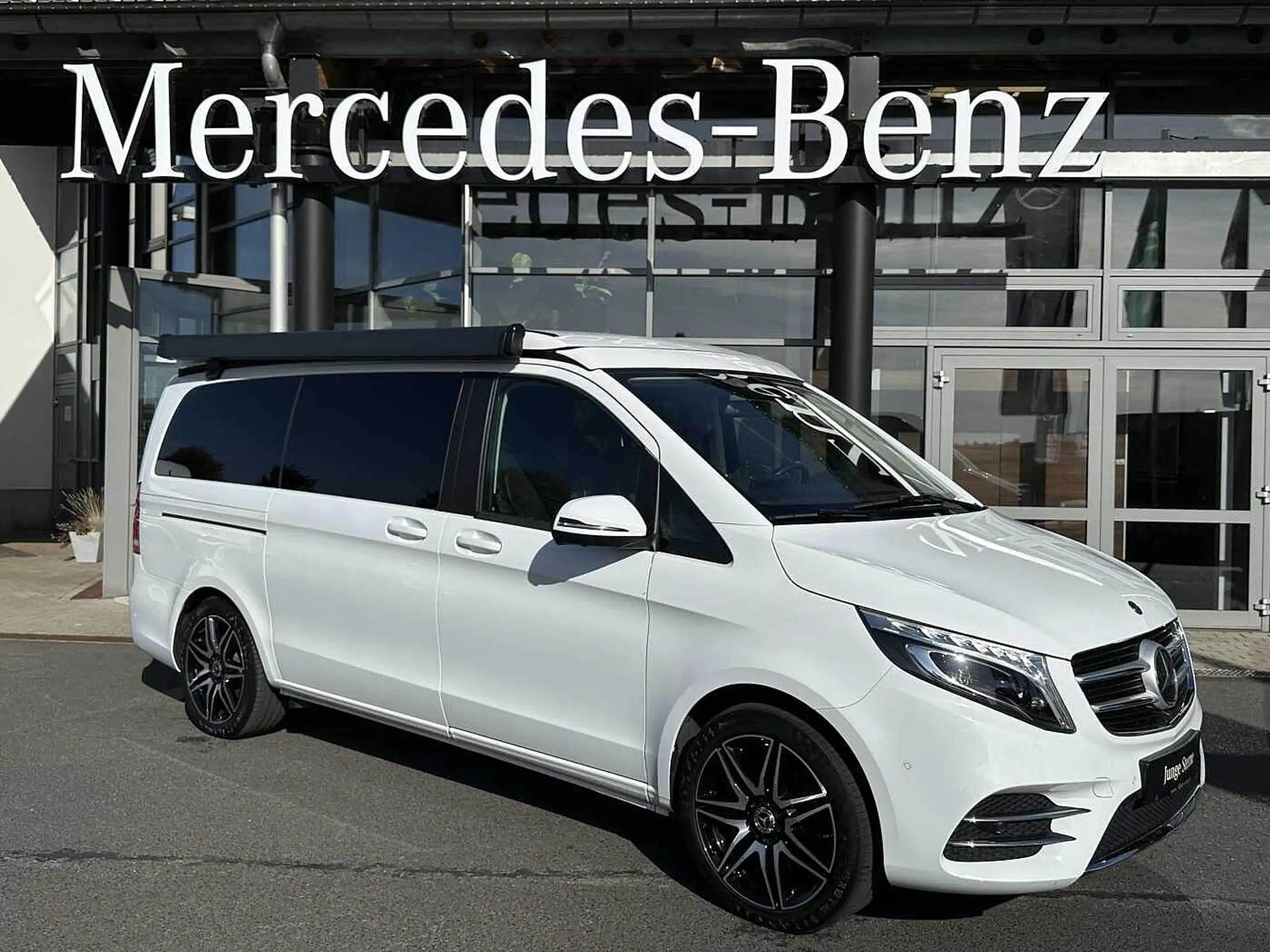 Mercedes-Benz - V 250