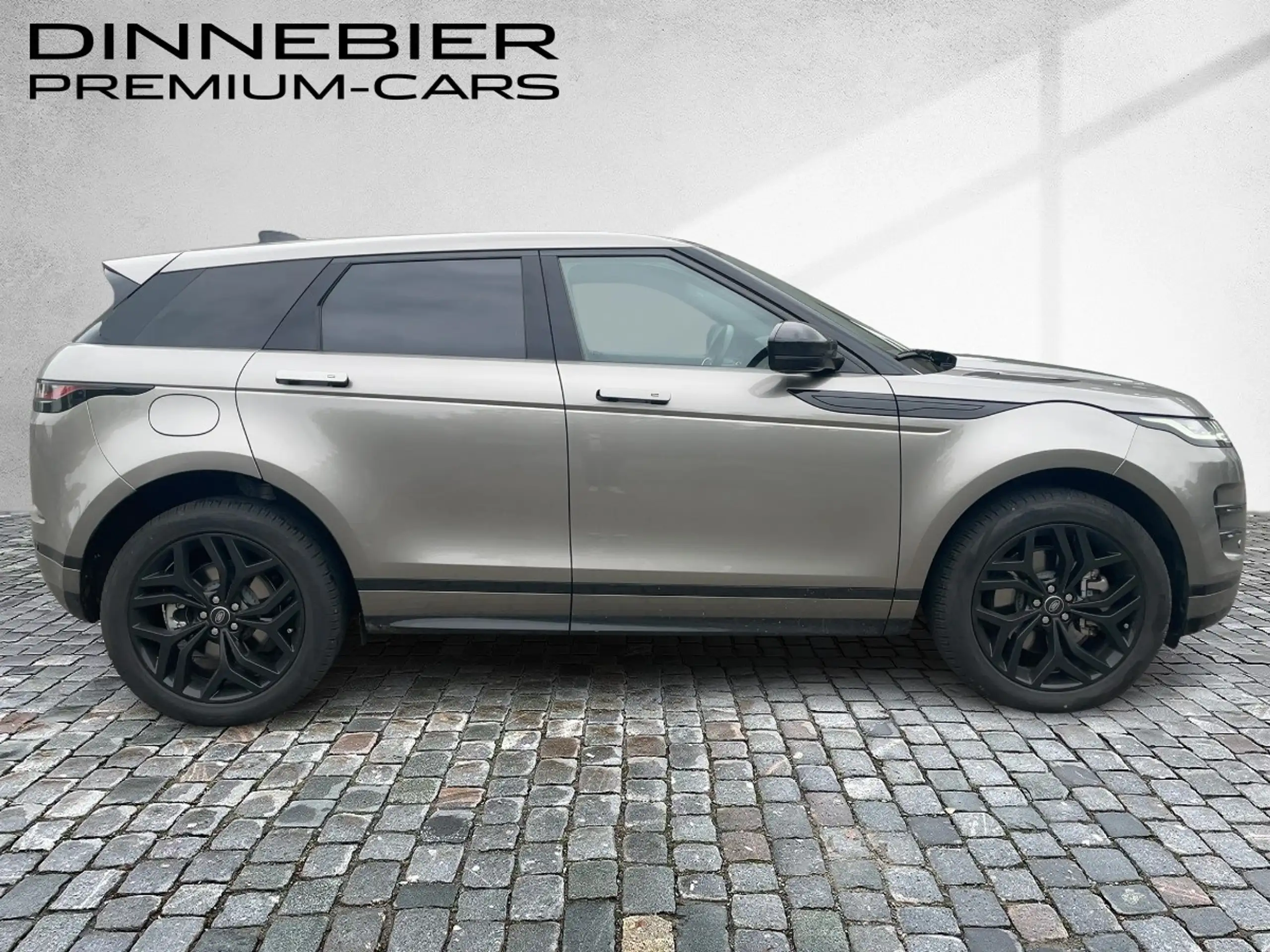 Land Rover - Range Rover Evoque