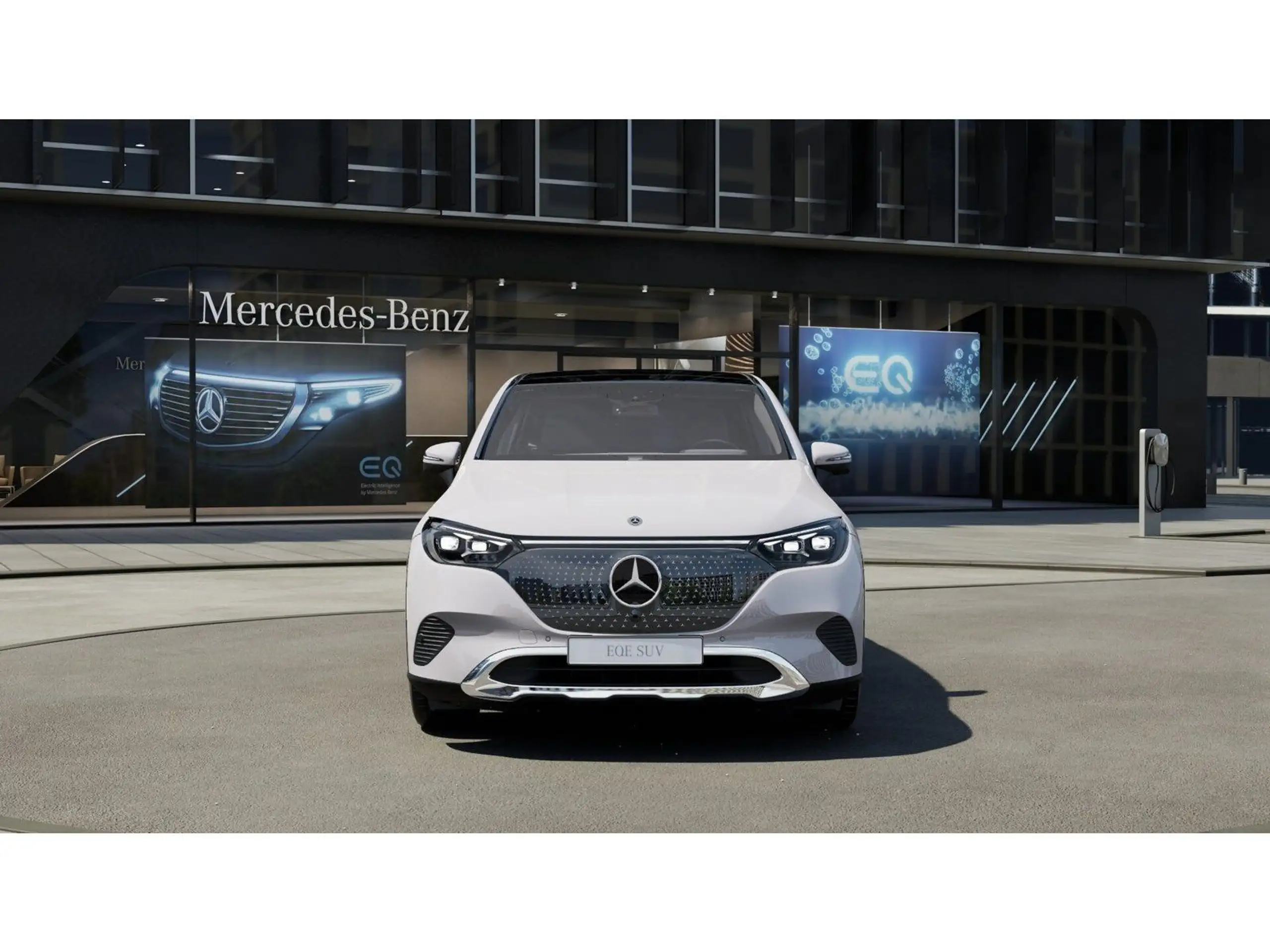 Mercedes-Benz - EQE SUV