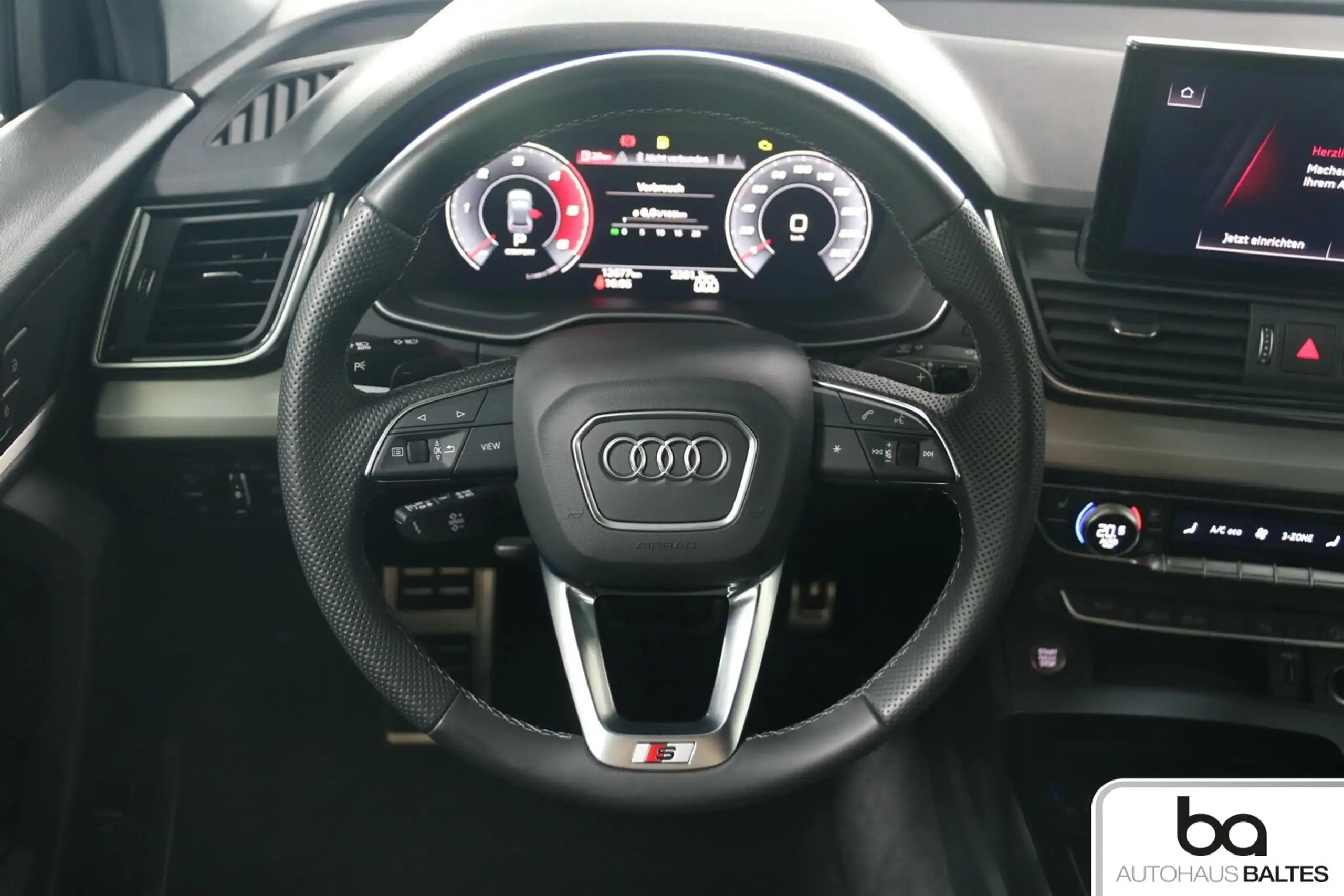 Audi - SQ5