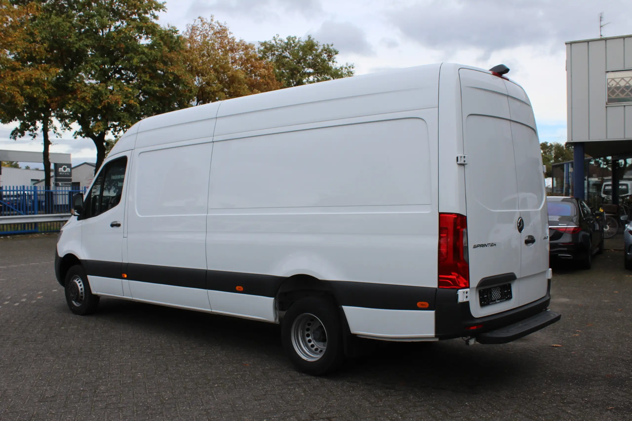 Mercedes-Benz - Sprinter