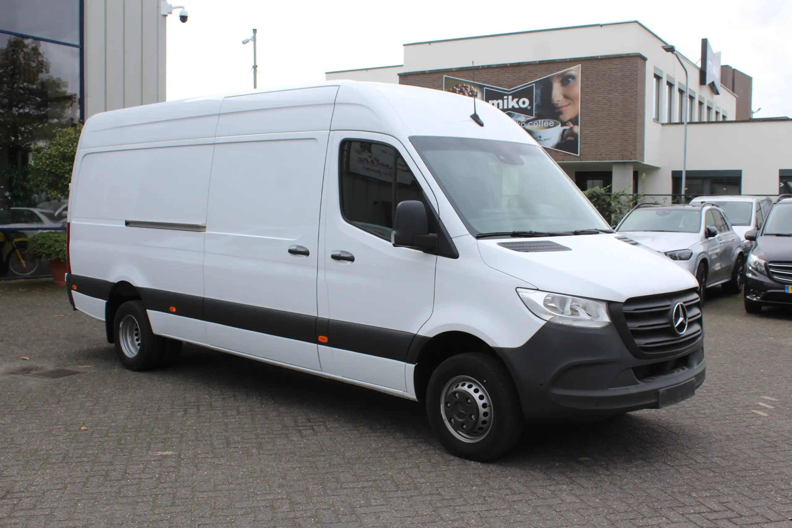 Mercedes-Benz - Sprinter