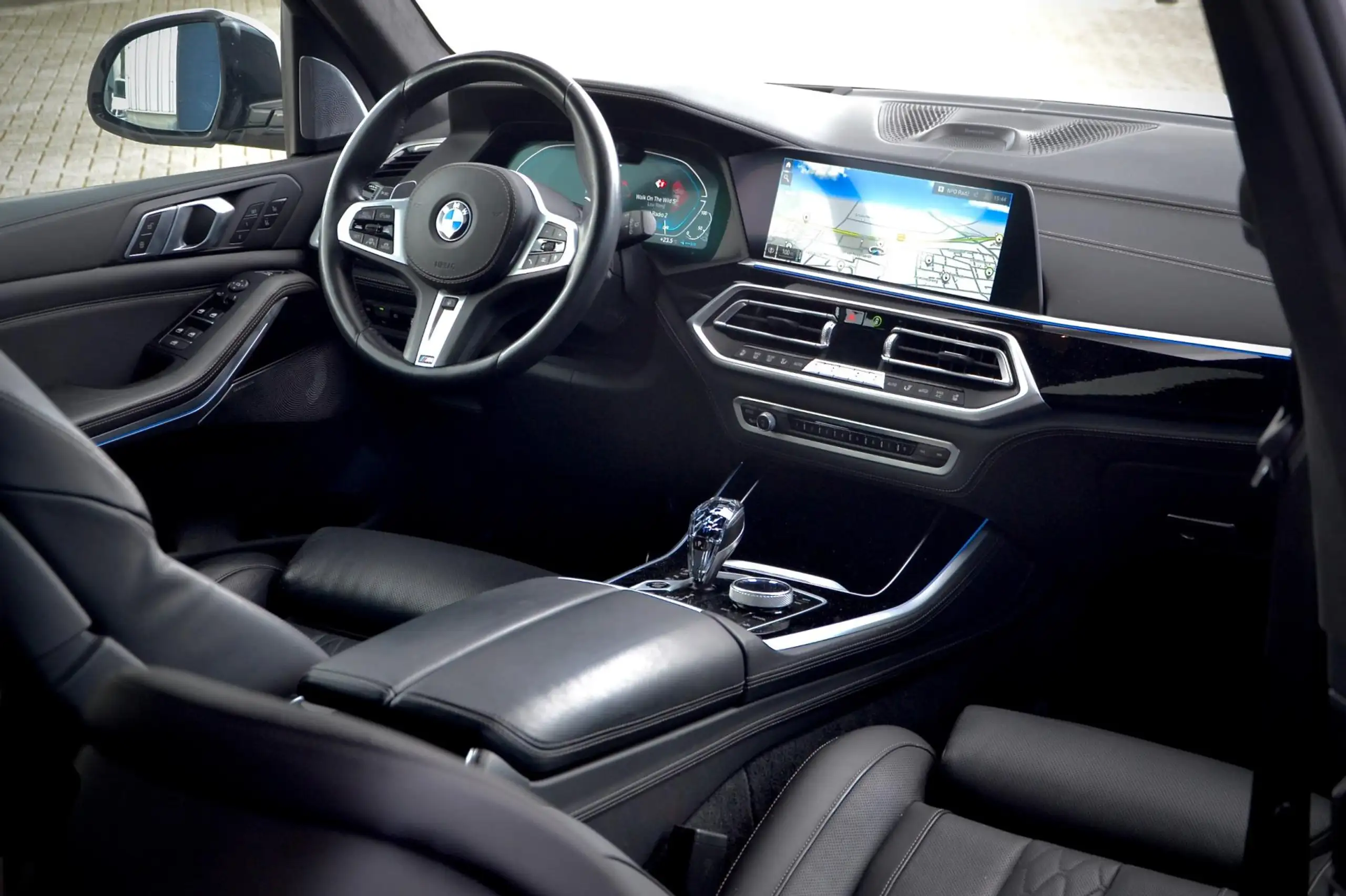 BMW - X5