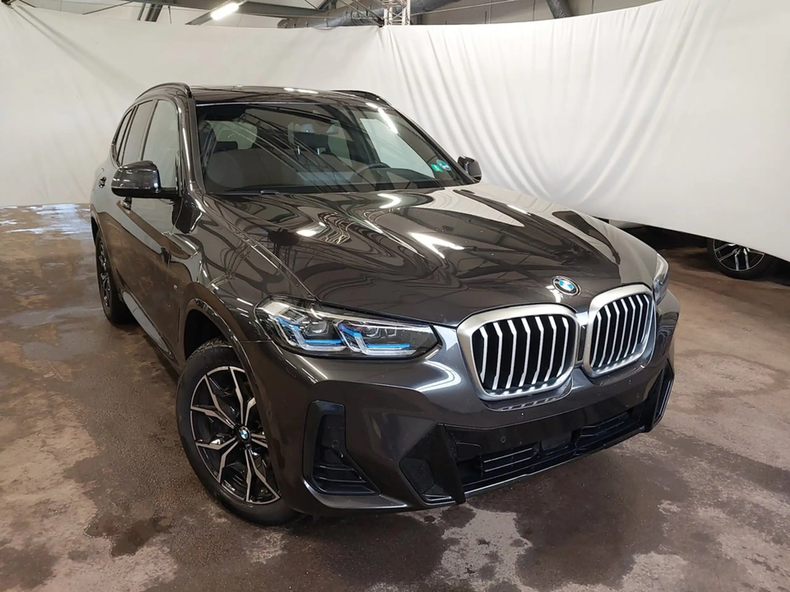 BMW - X3