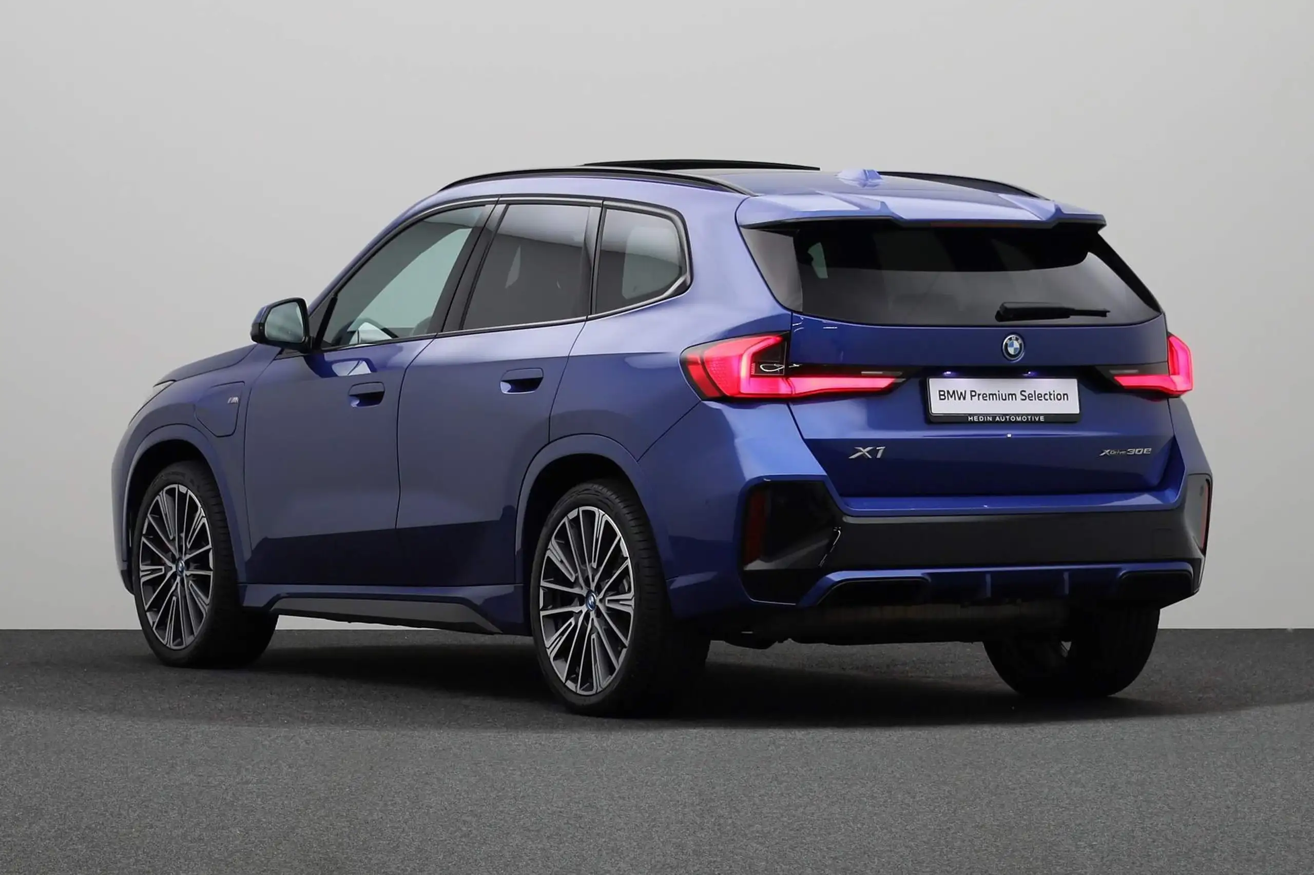 BMW - X1