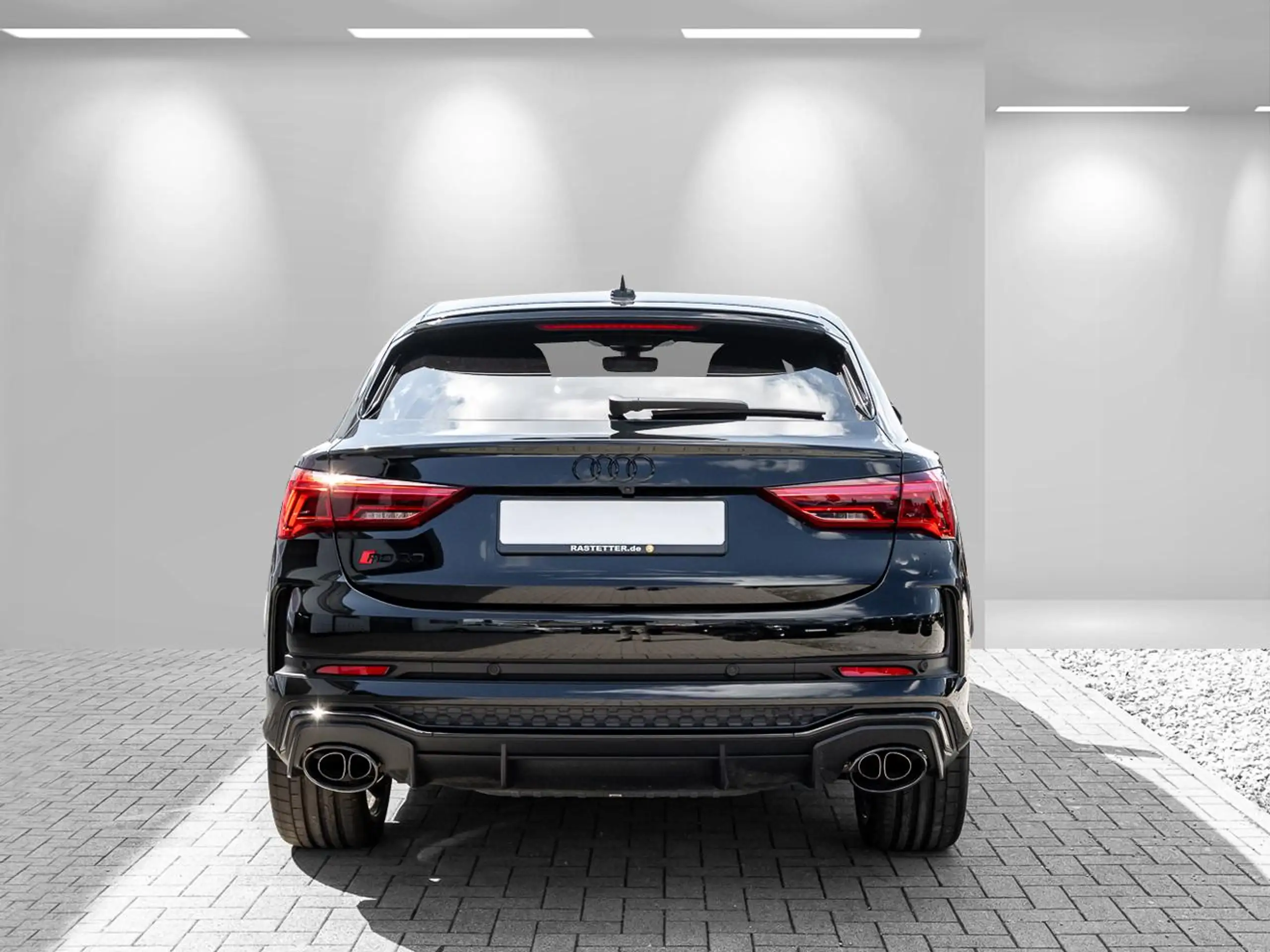 Audi - RS Q3