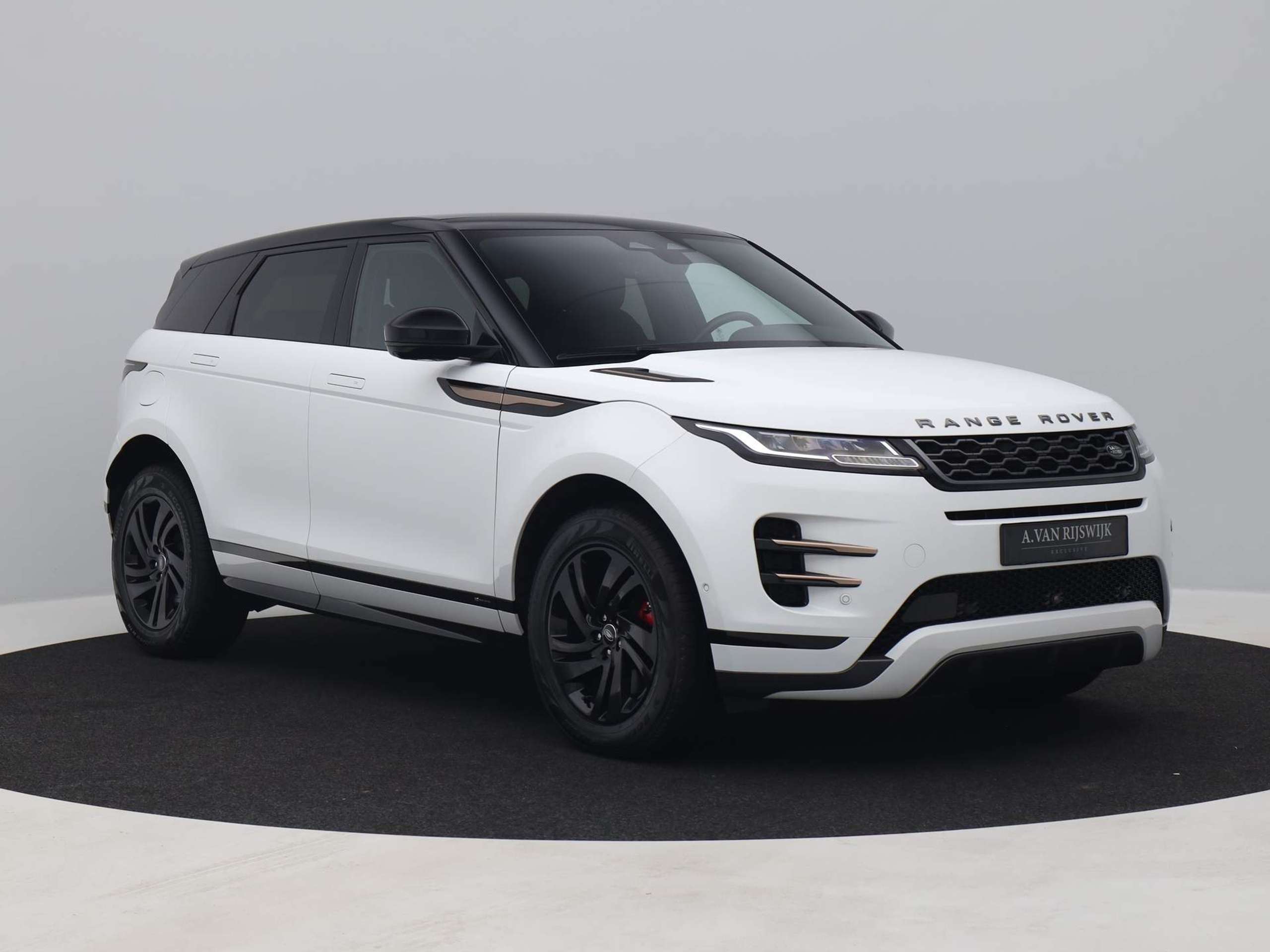 Land Rover - Range Rover Evoque