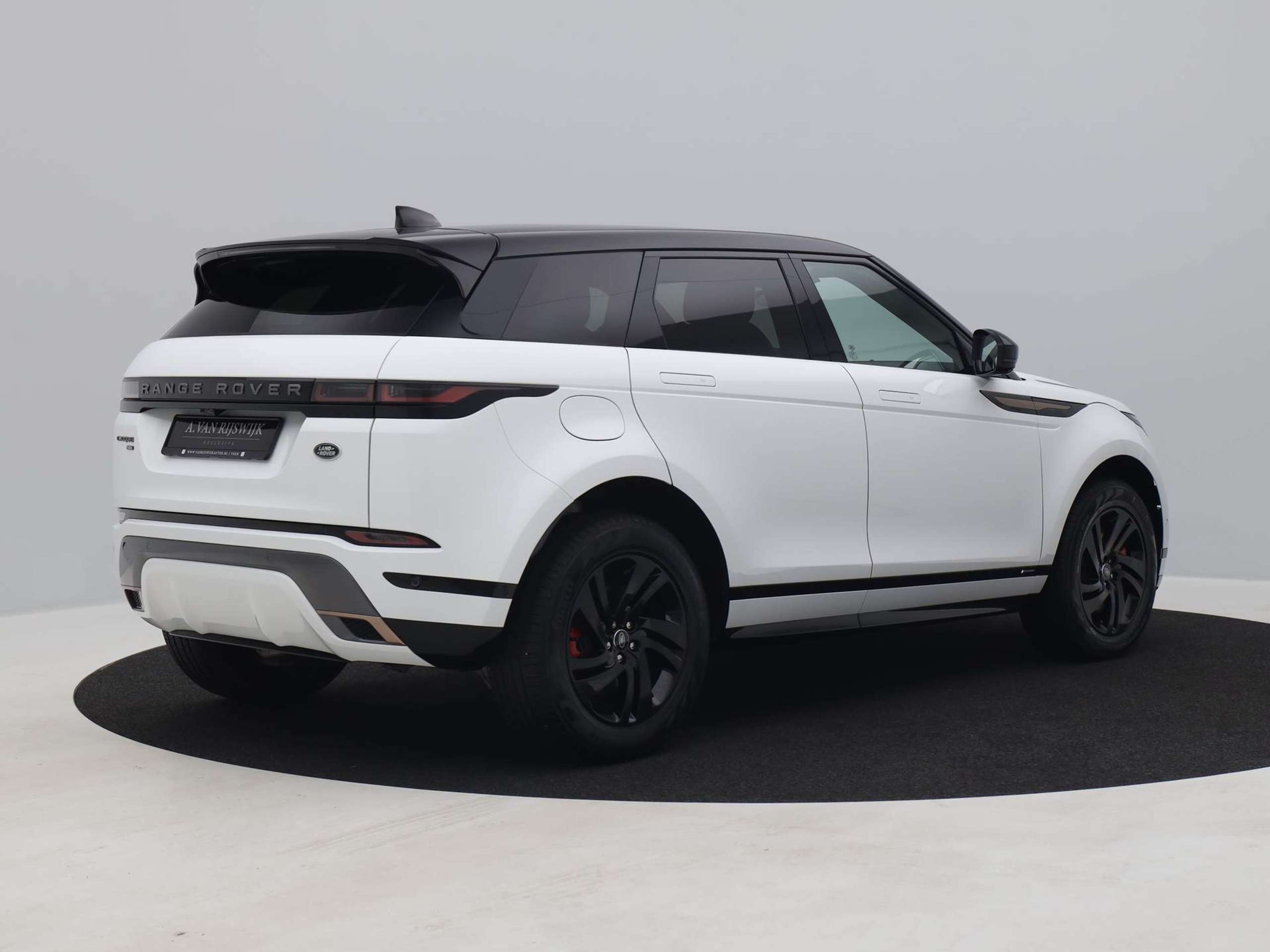 Land Rover - Range Rover Evoque