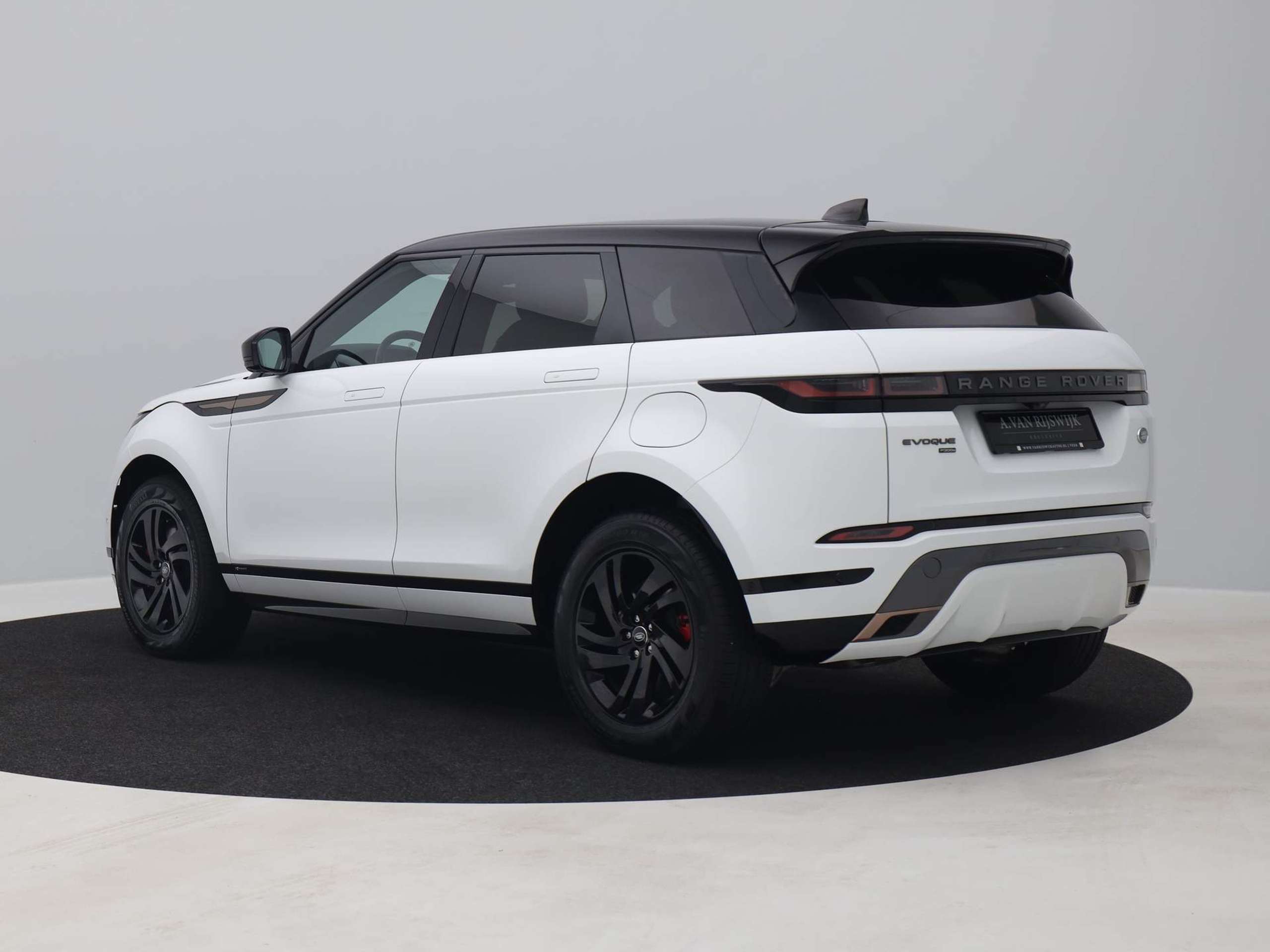 Land Rover - Range Rover Evoque