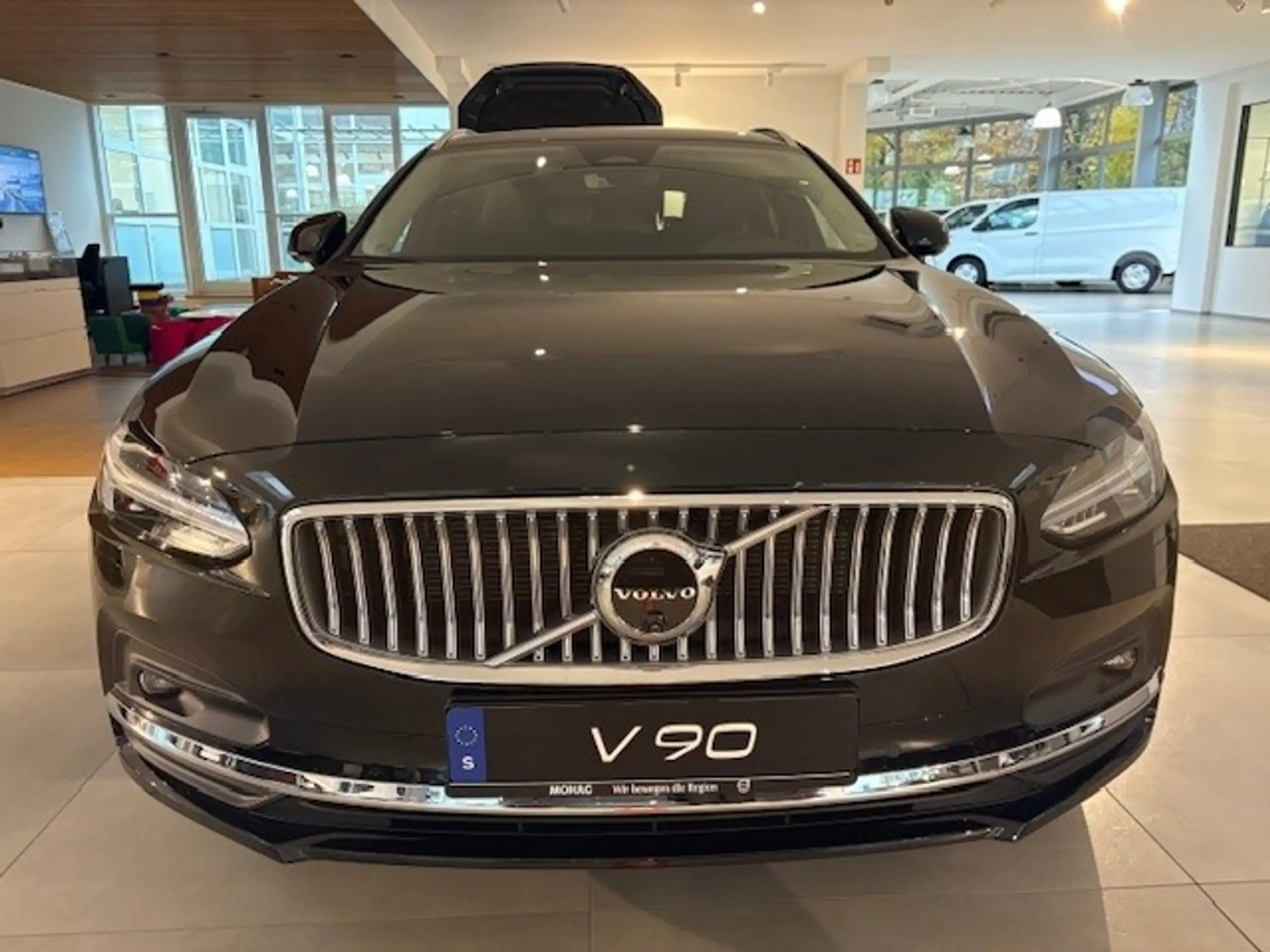 Volvo - V90