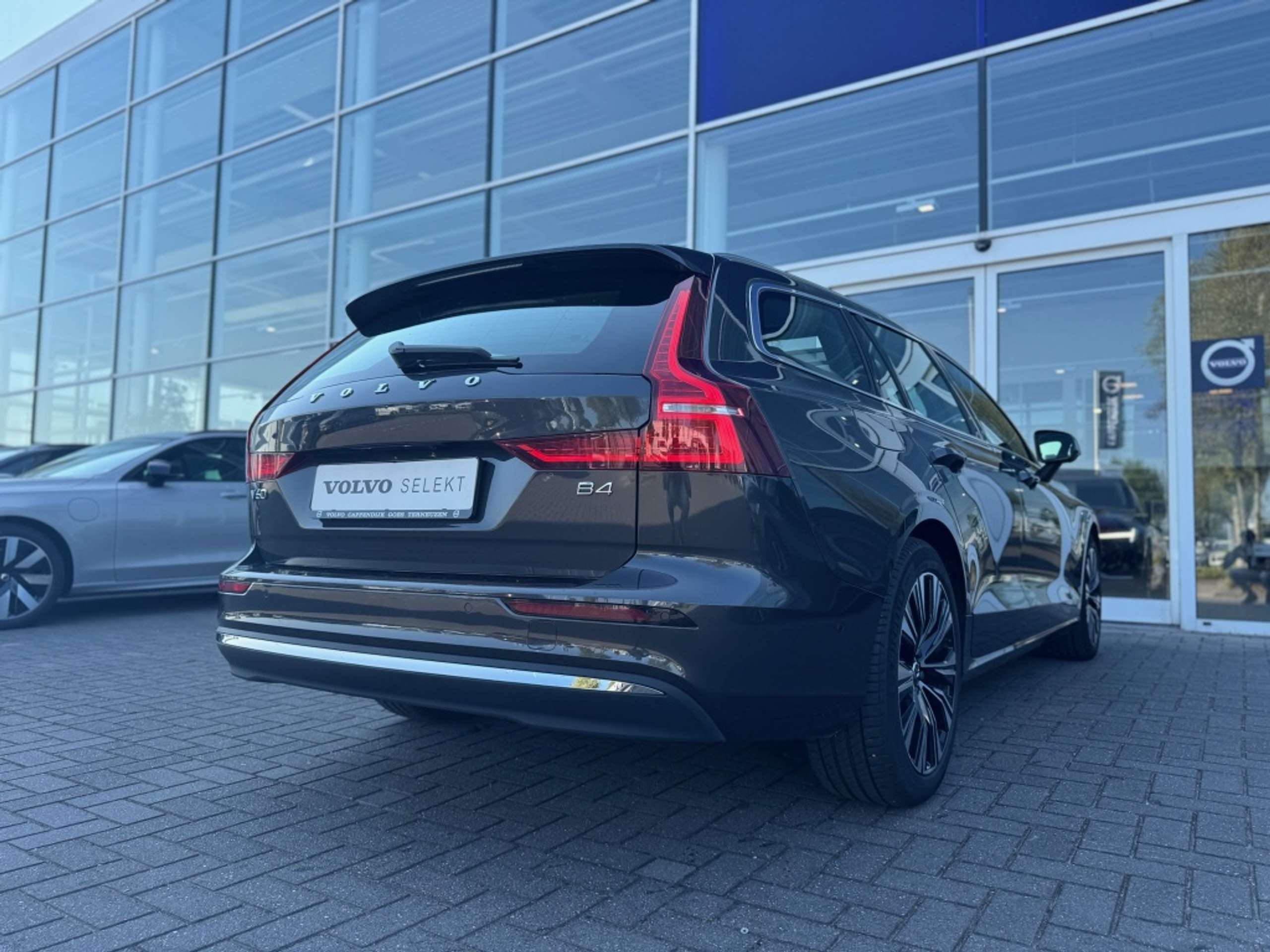 Volvo - V60