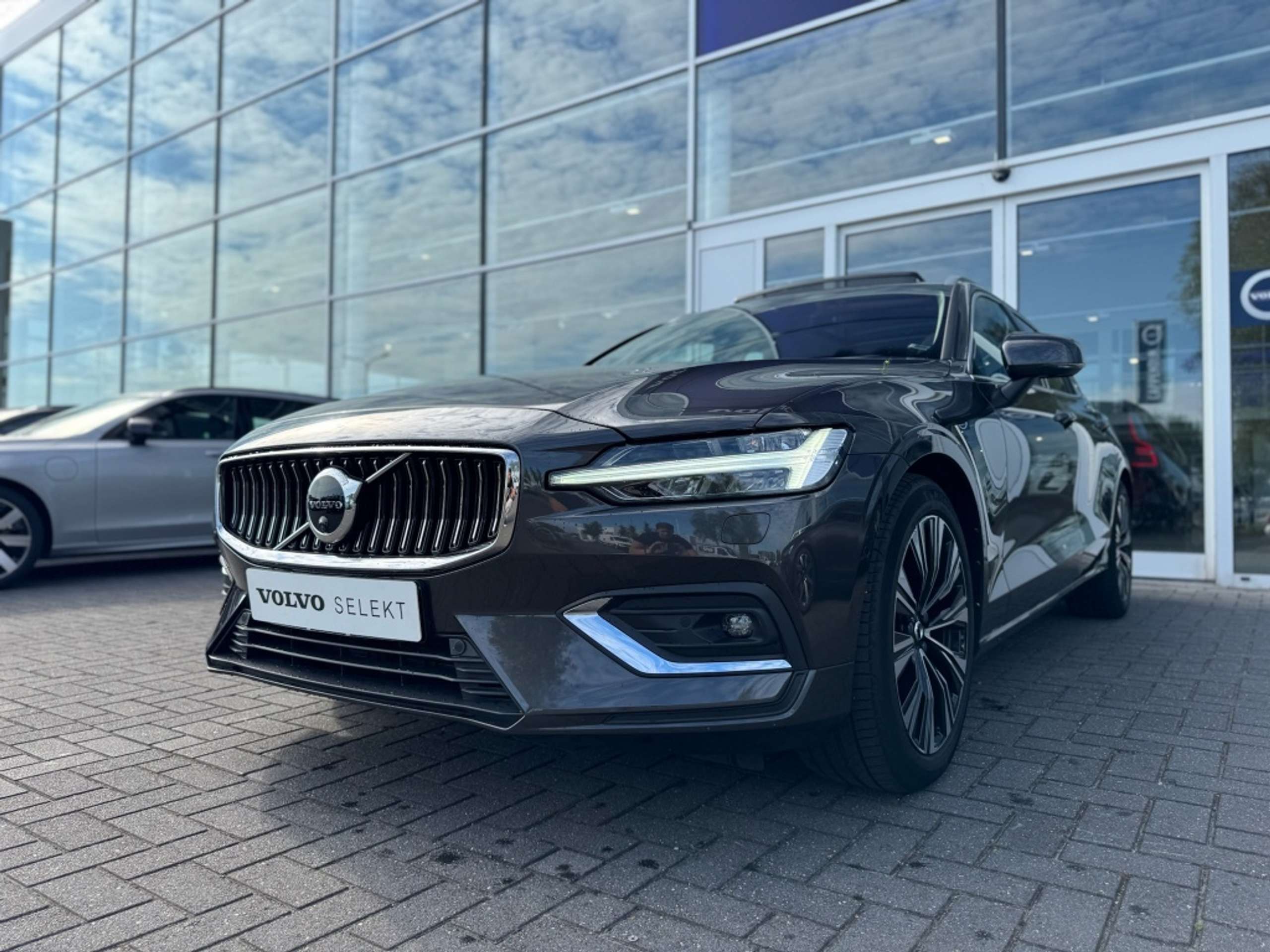 Volvo - V60